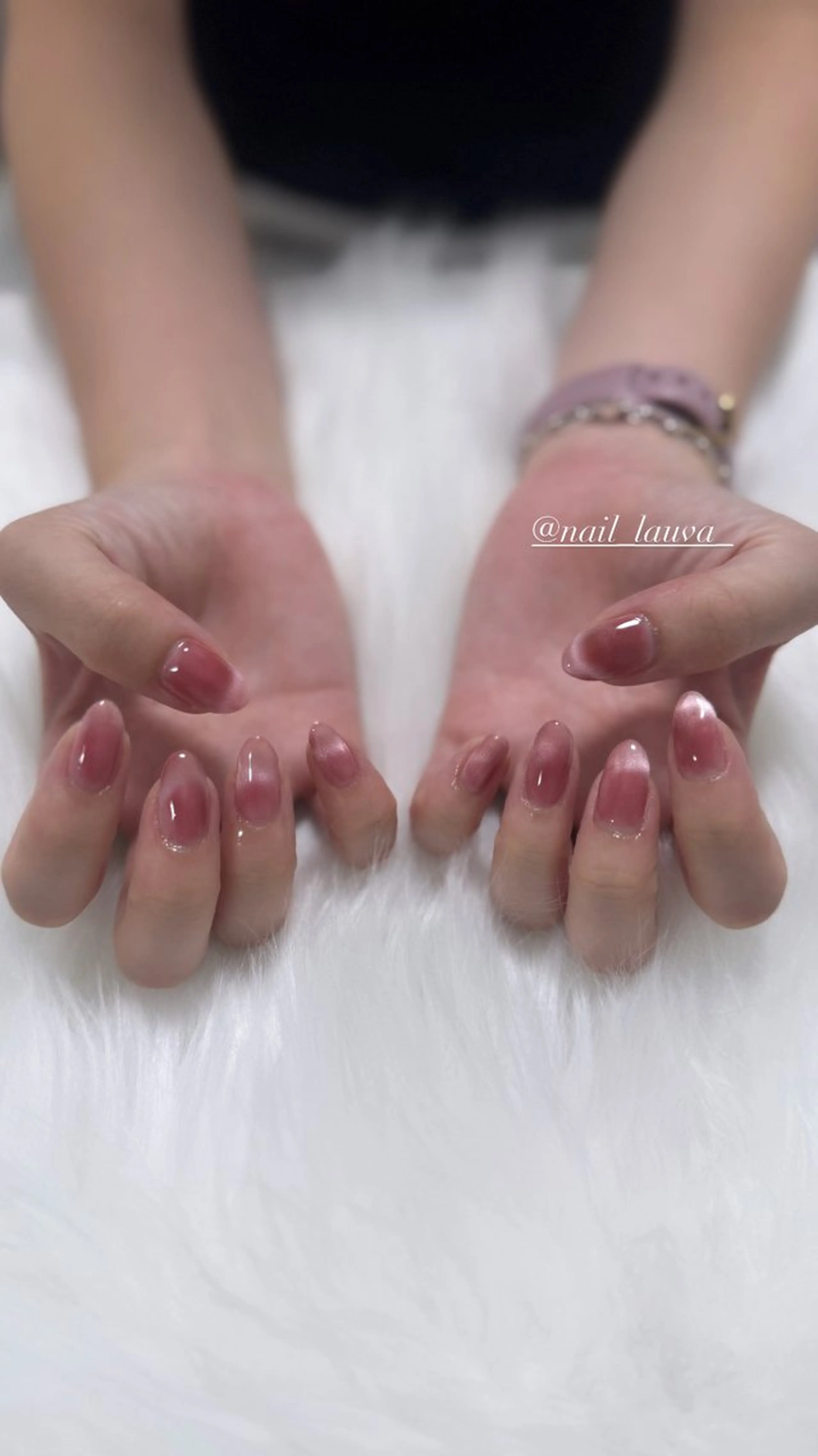 ネイル マグネットネイル nailsalon lauvaのネイルデザイン