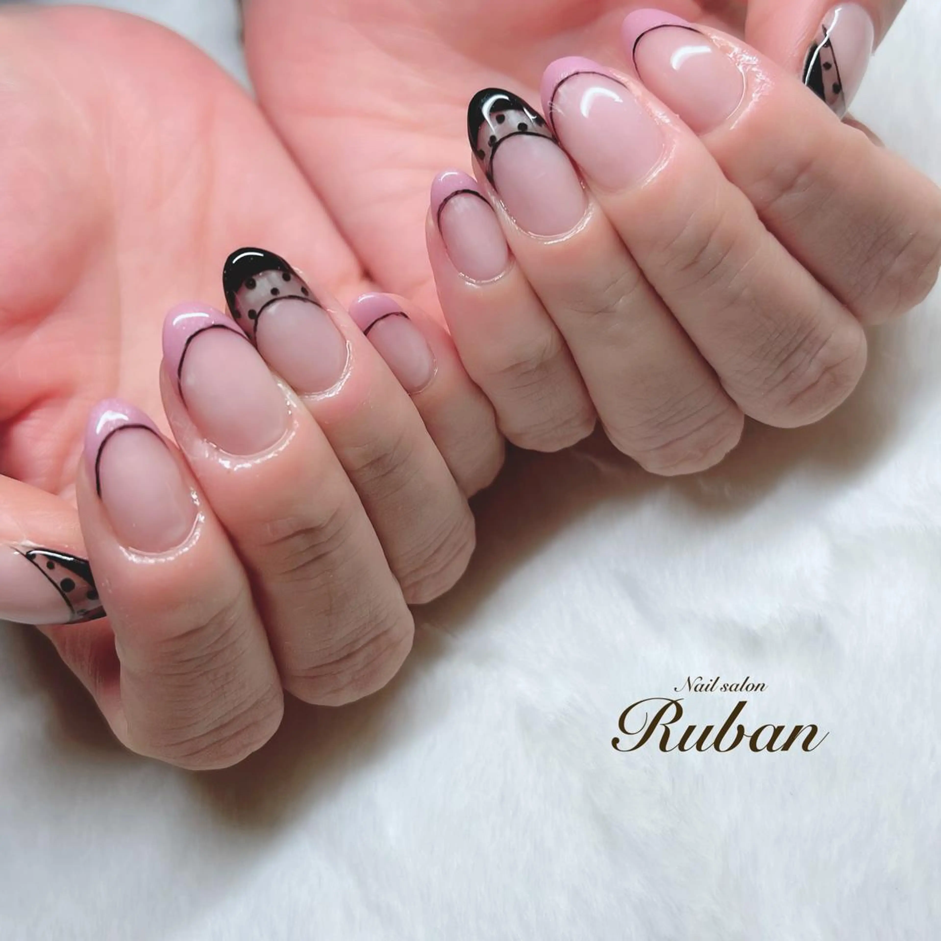 ネイル ドット フレンチネイル Nail salon Rubanのネイルデザイン