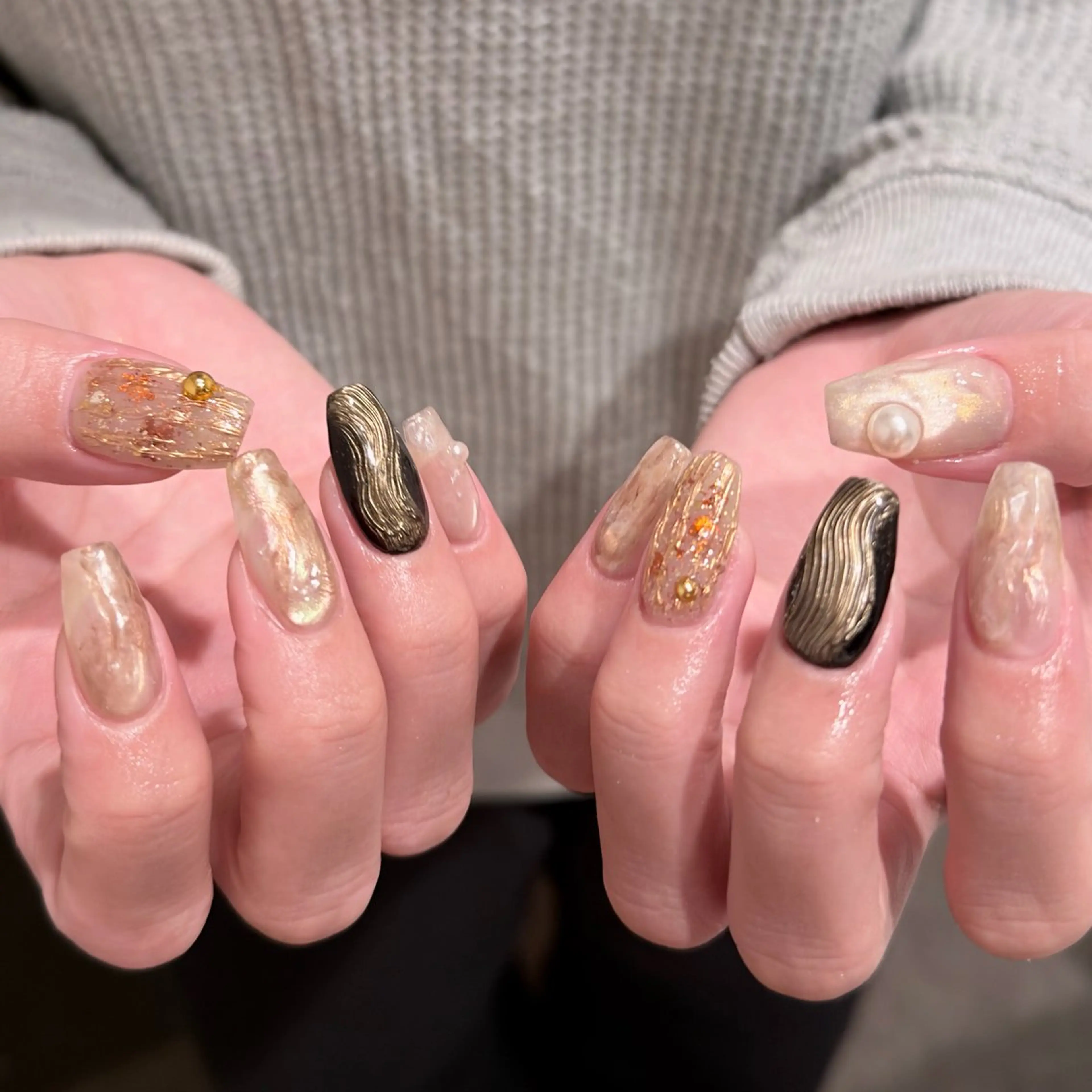 ネイル ハンドネイル 🎀 Hiyubi._.nail 🫧所属・🎀フェイ フェイ🫧💗のネイルデザイン