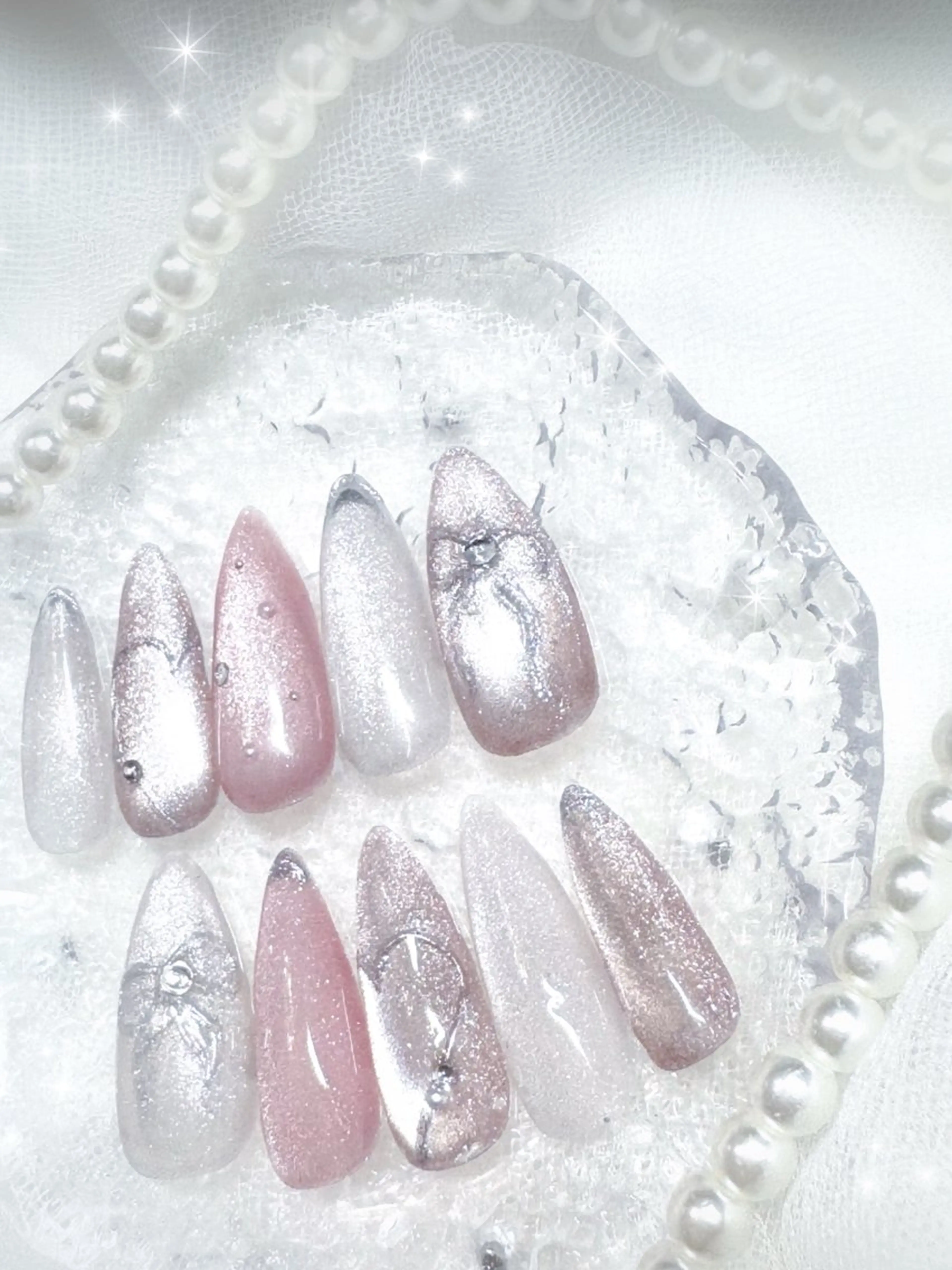 ネイル ハート 氷ネイル・うるうるネイル マグネットネイル リボン シンプルネイル ハンドネイル ハンドケア 𝗝𝗨𝗥𝗜🎀 niconail三鷹のネイルデザイン