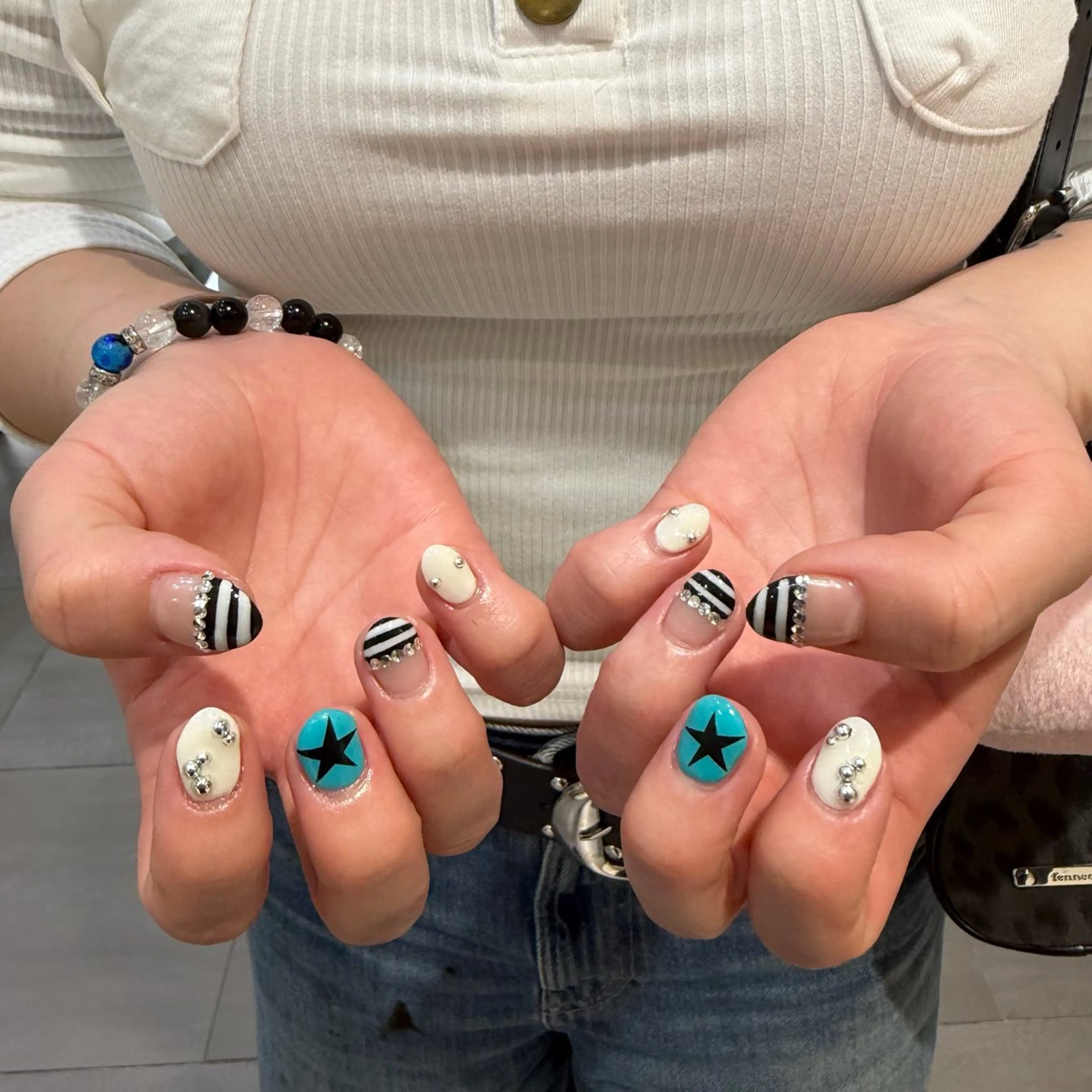 ネイル ハンドネイル mizuki 🎀のネイルデザイン