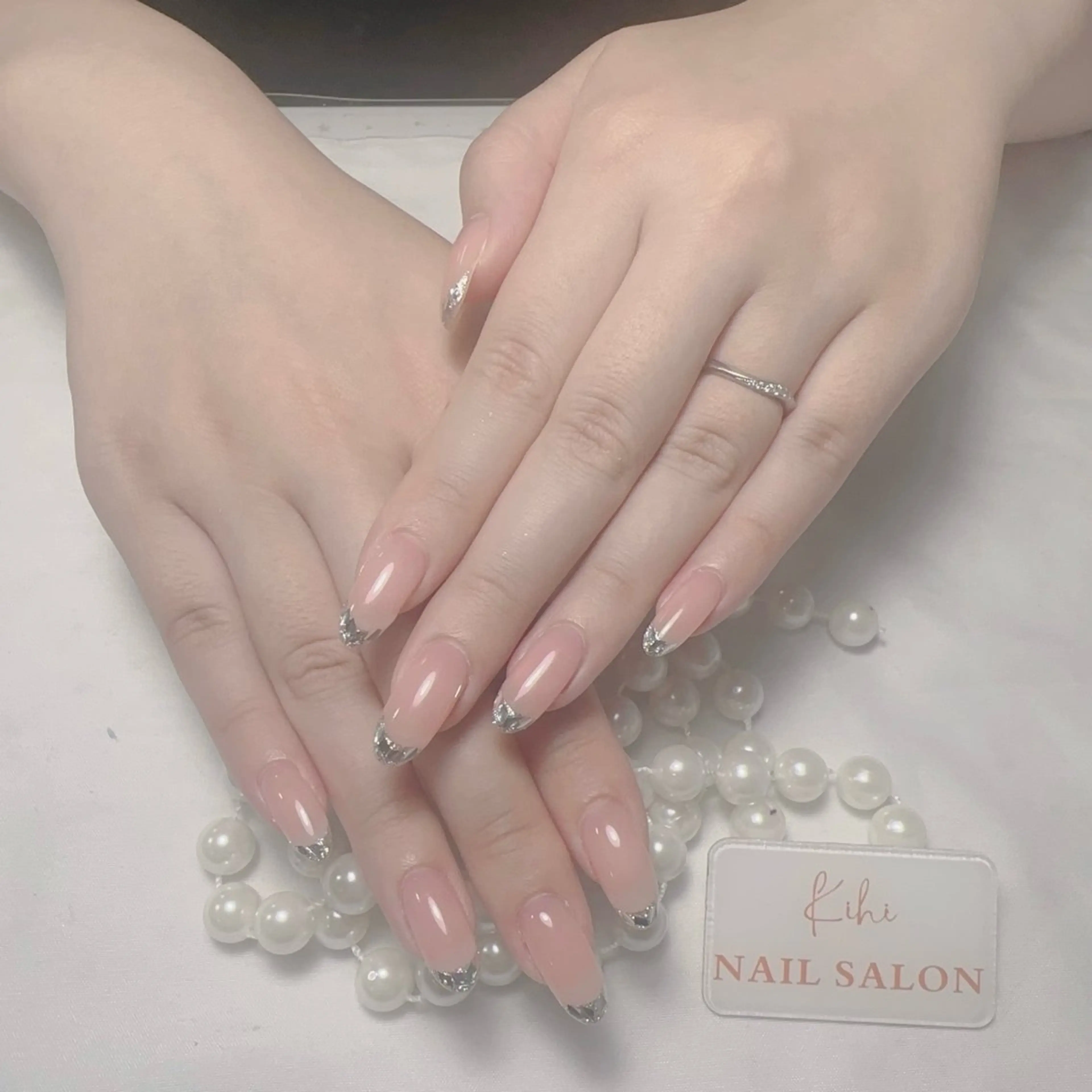 ネイル アートネイル フレンチネイル ジェルネイル グラデーション 韓国ネイル ハンドネイル さくら💮💮 【オフ無料】のネイルデザイン