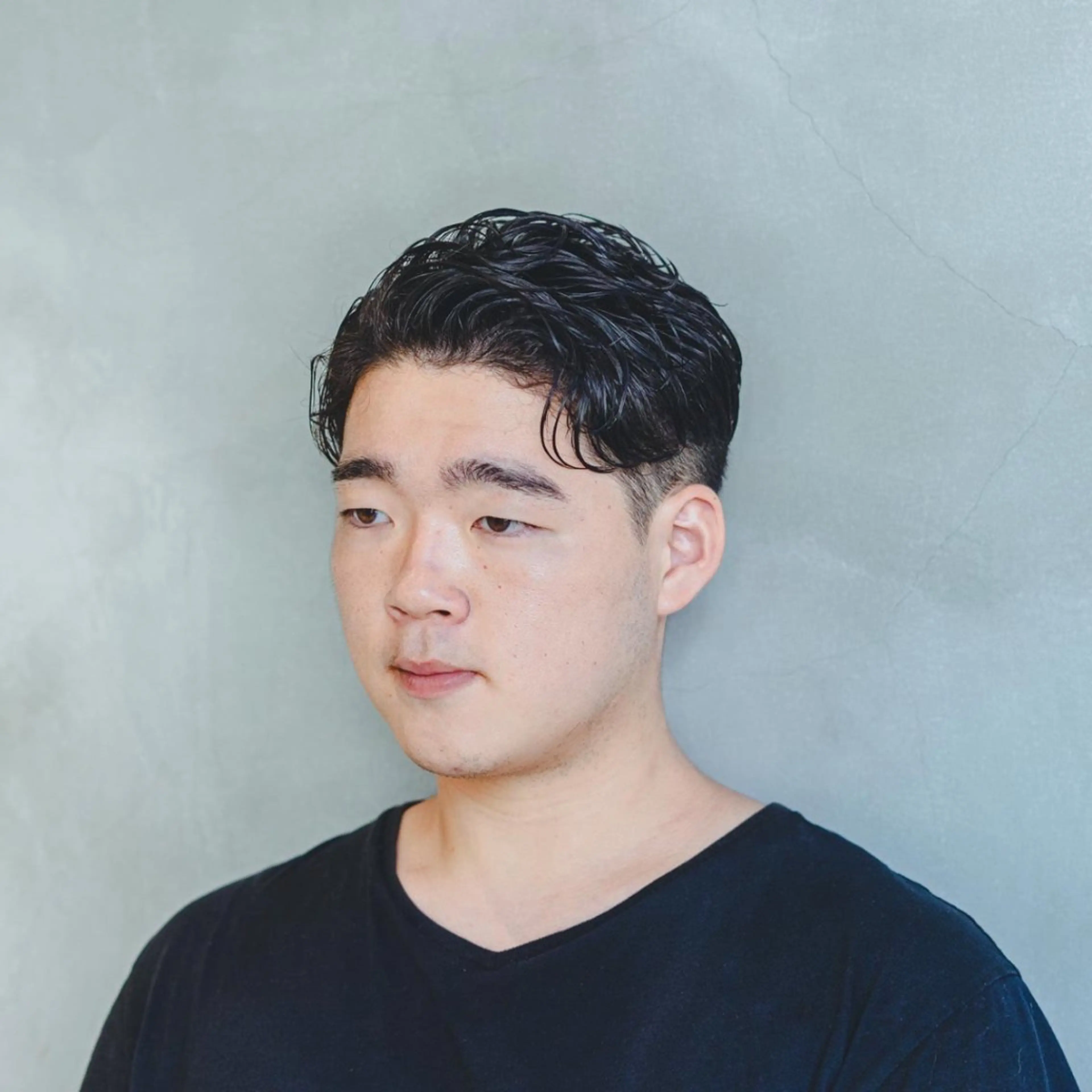 ショート パーマ メンズ 宇野 佑馬のヘアスタイル