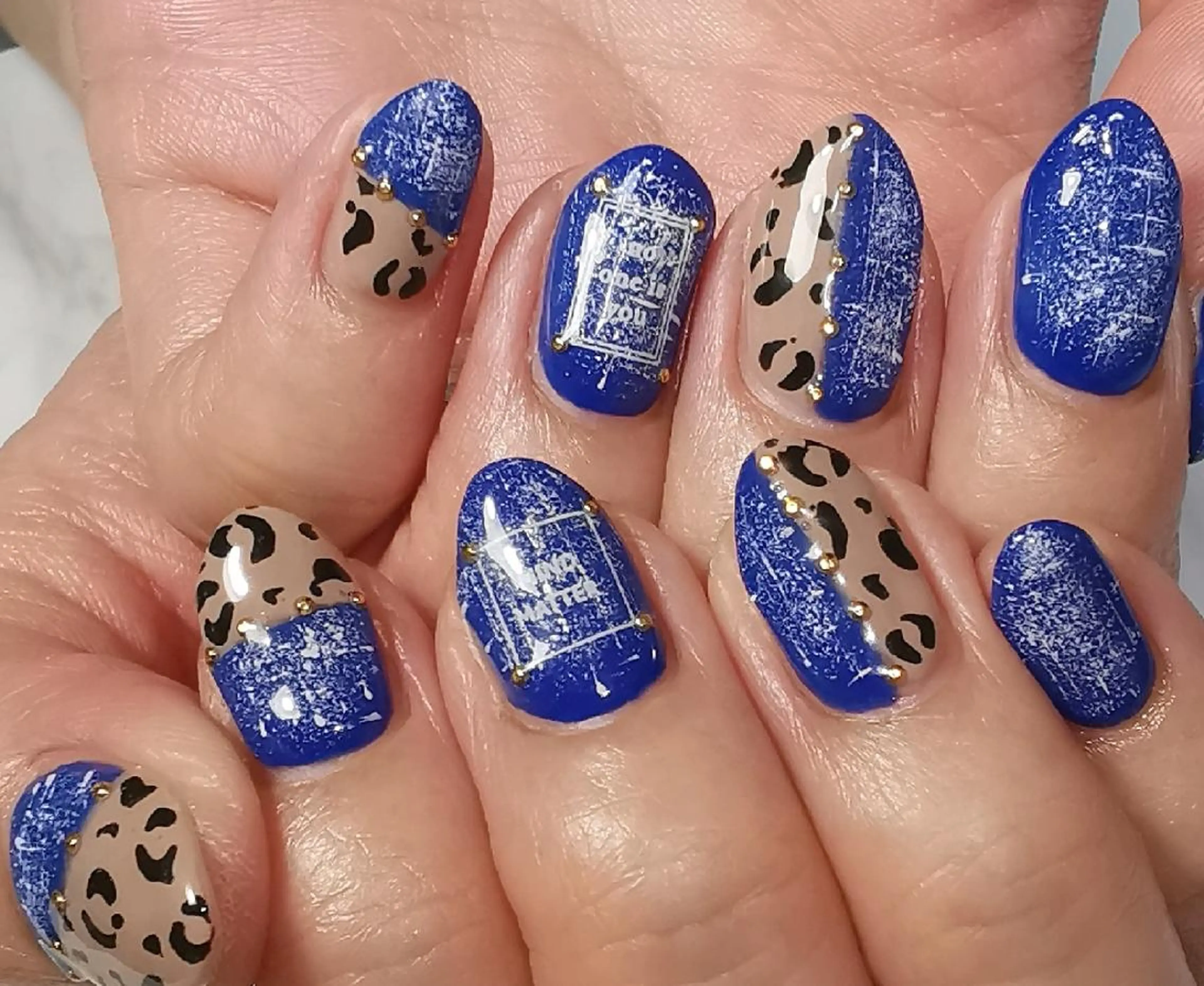 ネイル アニマル柄 ハンドネイル reve あやののネイルデザイン