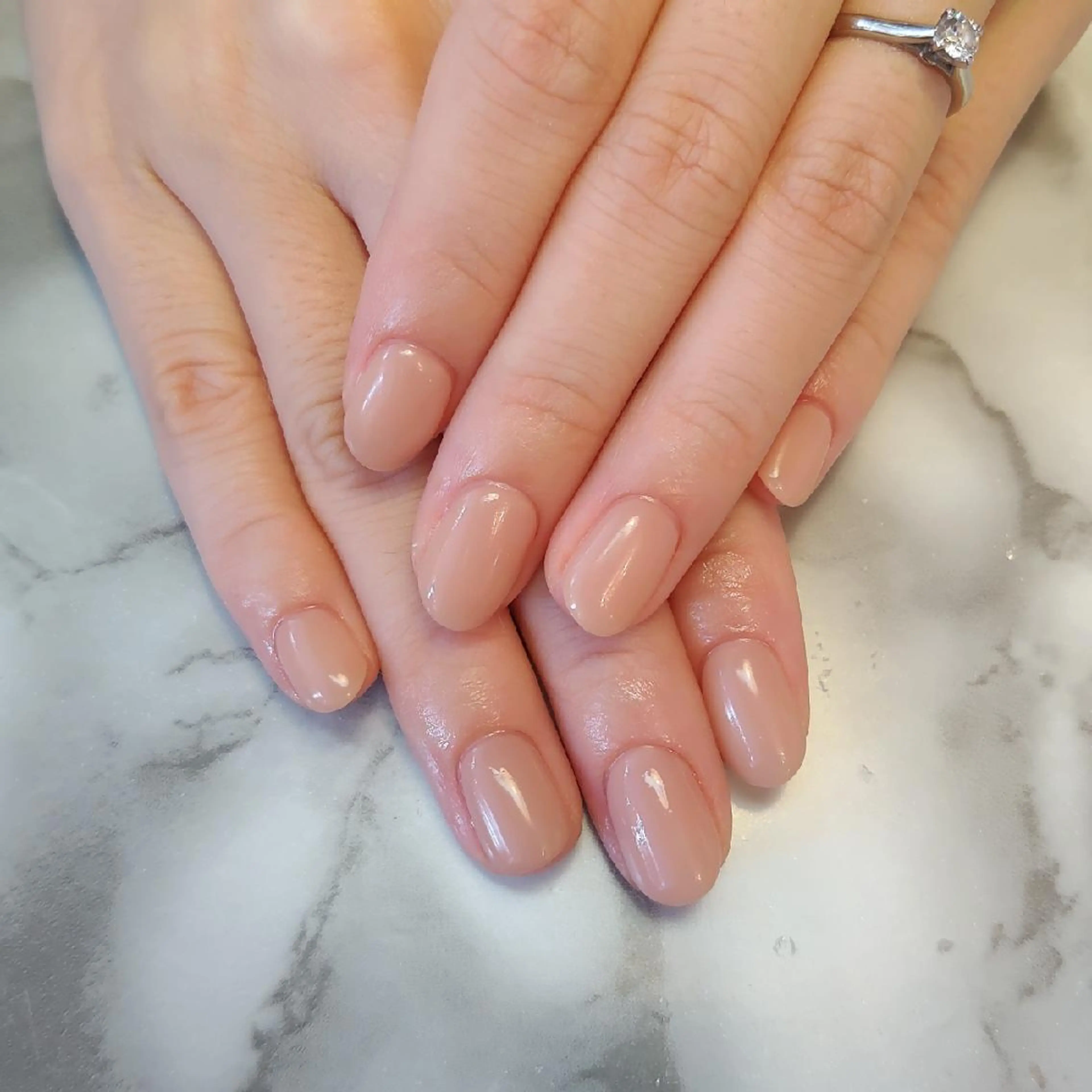 ネイル ワンカラーネイル ジェヌインネイル 河内のネイルデザイン