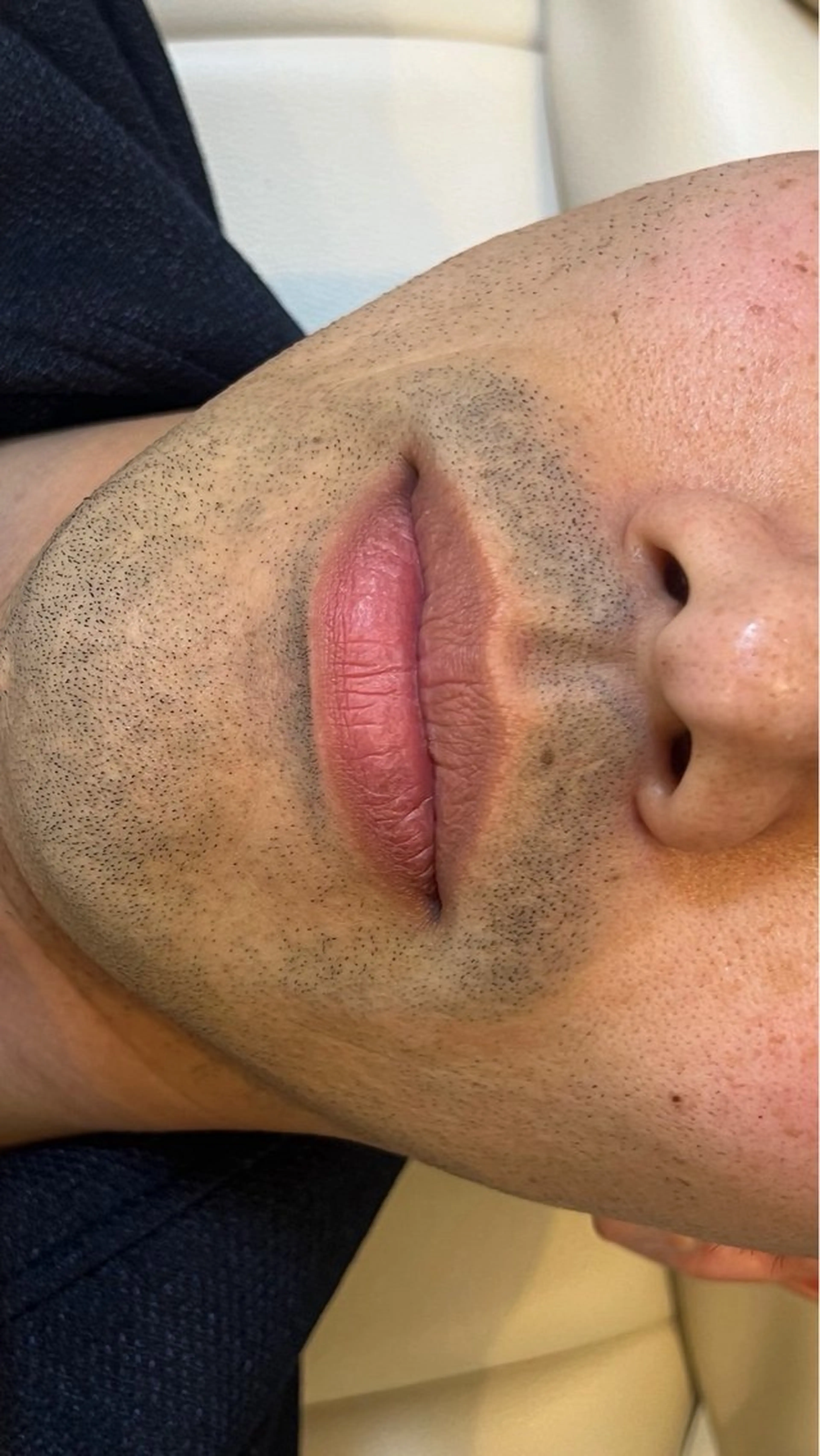 メンズ BINANDO 増田の眉毛・アイブロウイメージ