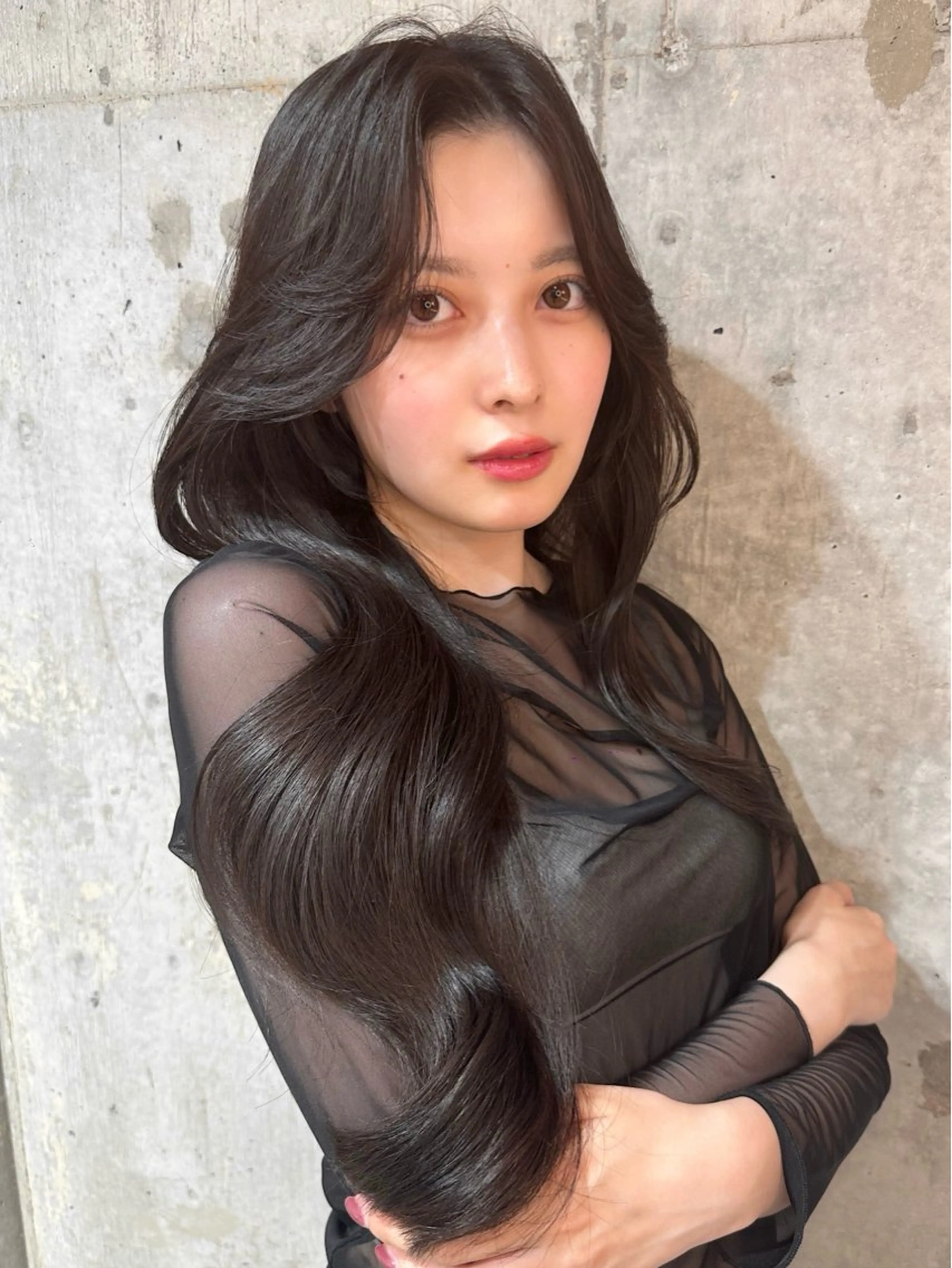 ロング カラー ベージュカラー 黒髪 ブルーカラー ブルーブラック ブラウンカラー カット ヘアカラー トリートメント ヘアセット 新宿/韓国レイヤー 髪質改善カラー/角所のヘアスタイル