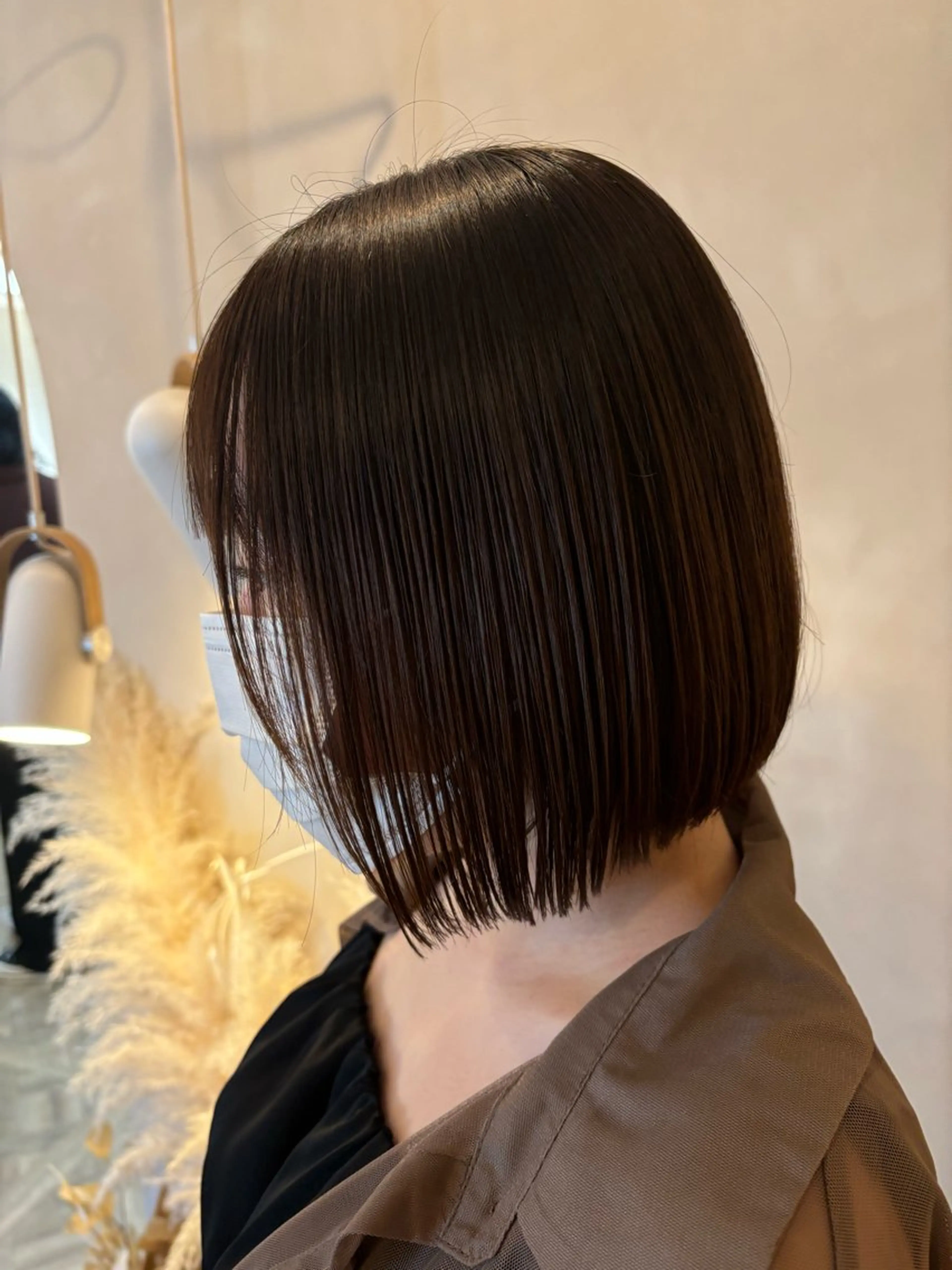 ミディアム 切りっぱなしボブ ボブ シンバヒナノ/パーマ レイヤー/髪質改善のヘアスタイル