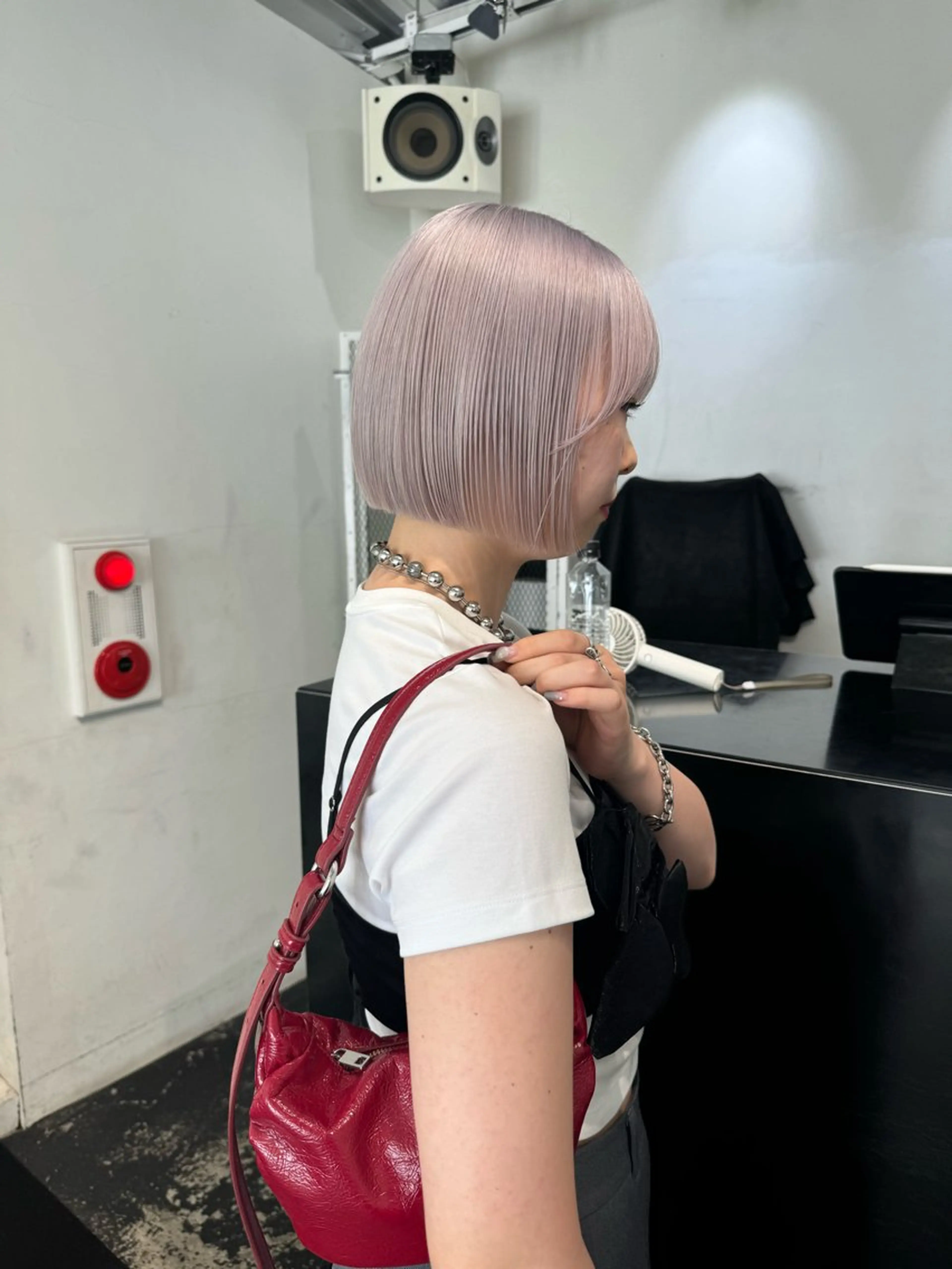 ショート カラー ヘアアレンジ ブリーチ カット ヘアカラー トリートメント 艶ハイトーン/ヘア アレンジAYAKAのヘアスタイル