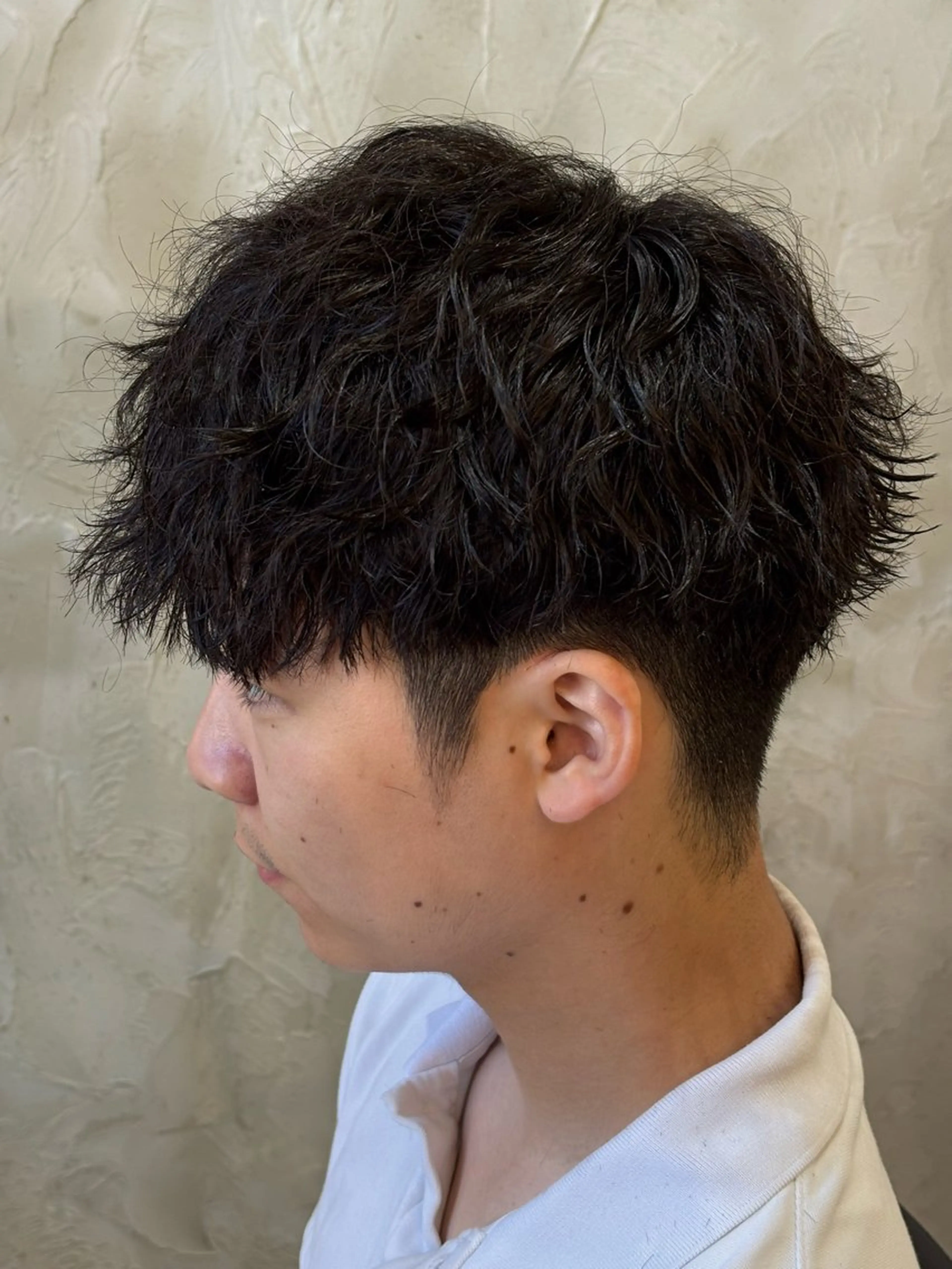 ミディアム パーマ メンズサロン soshiのヘアスタイル