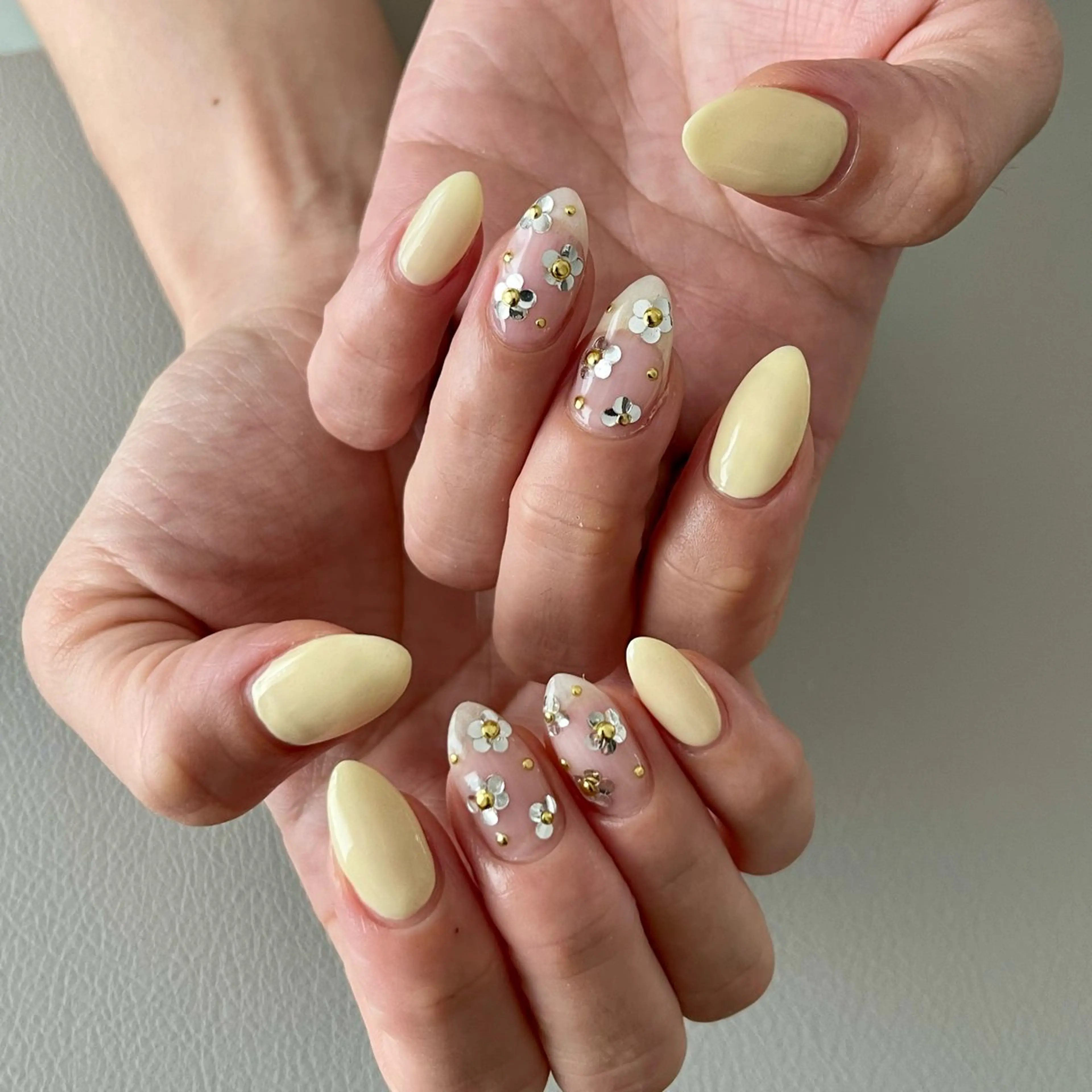 ネイル フラワーネイル Luccica nailのネイルデザイン