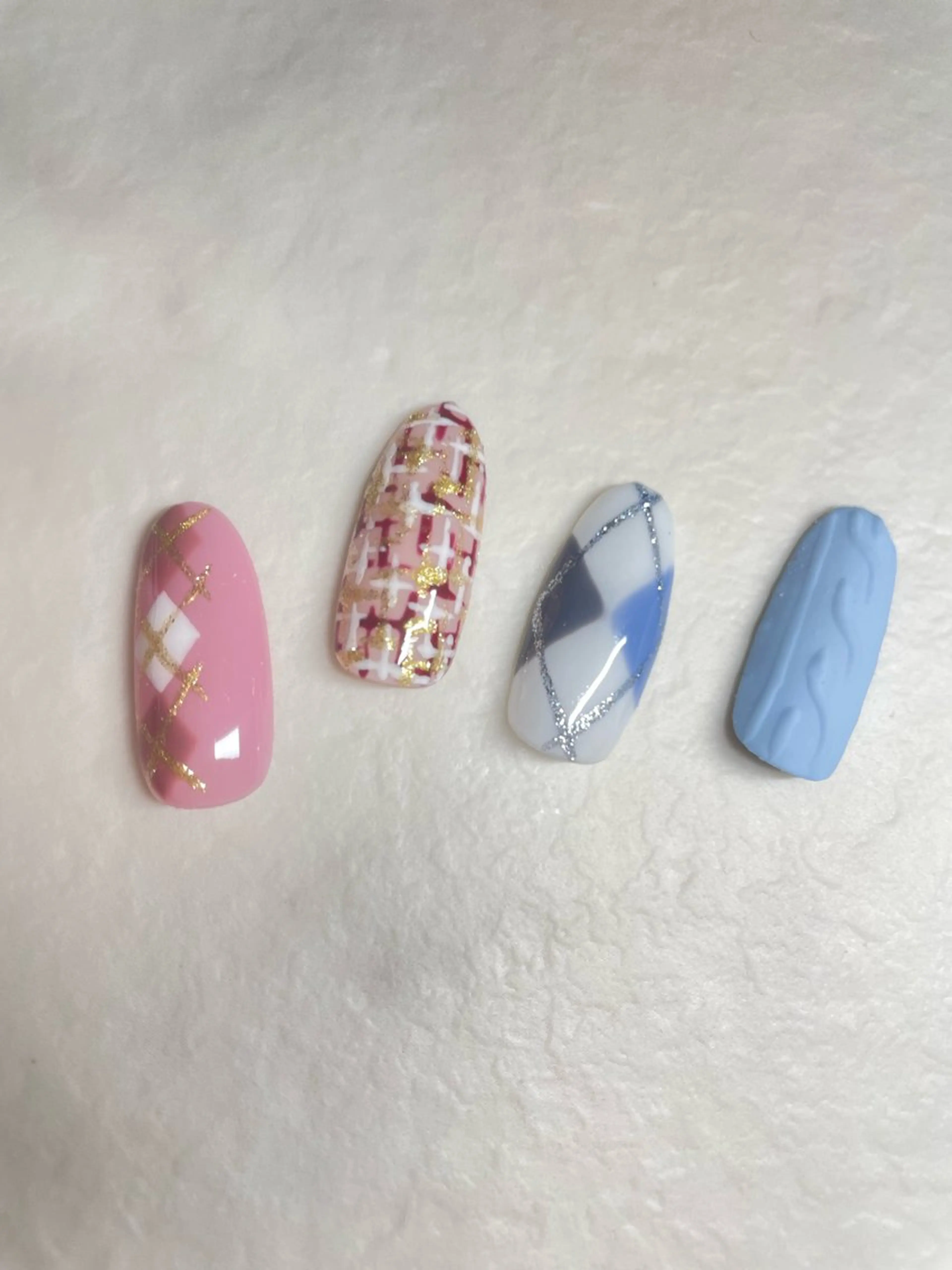 ネイル 冬ネイル total salon fu-a'[フーア]所属・佐藤 芽衣のネイルデザイン