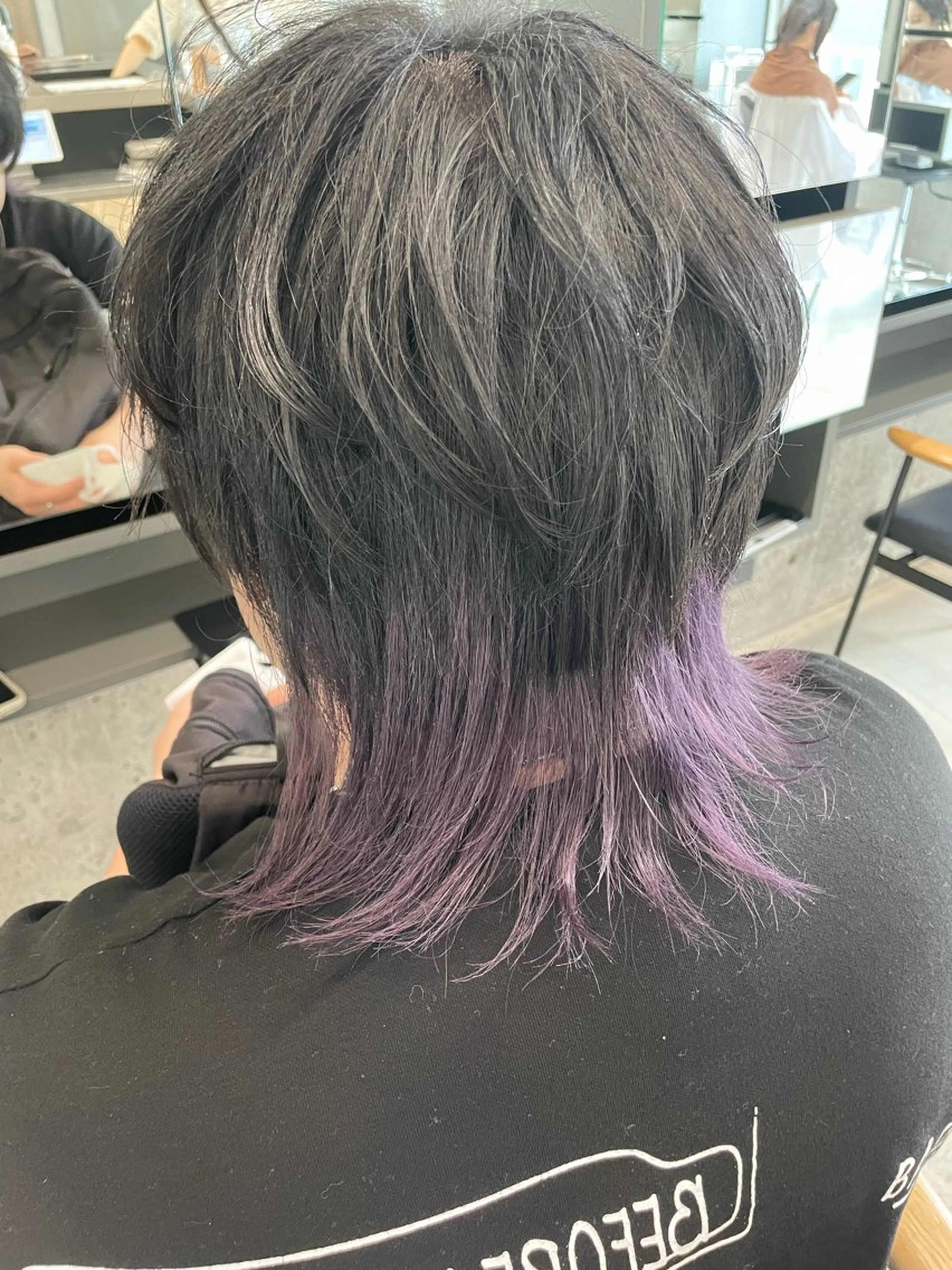 セミロング カラー インナーカラー 推し ブリーチ  髪質改善のヘアスタイル