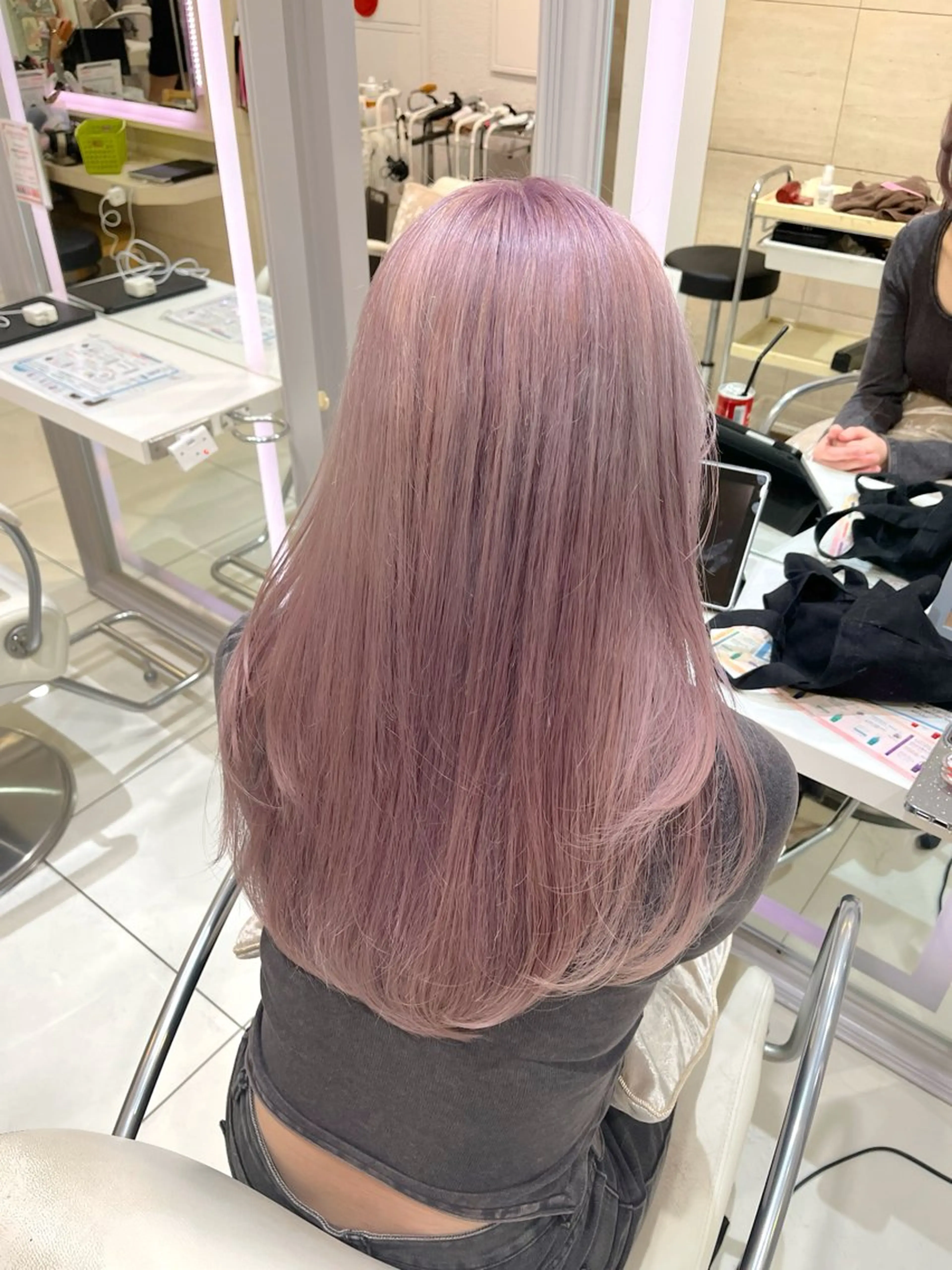 ロング カラー ブリーチ ハイトーンカラー カット トリートメント mako︴ Euphoriaのヘアスタイル