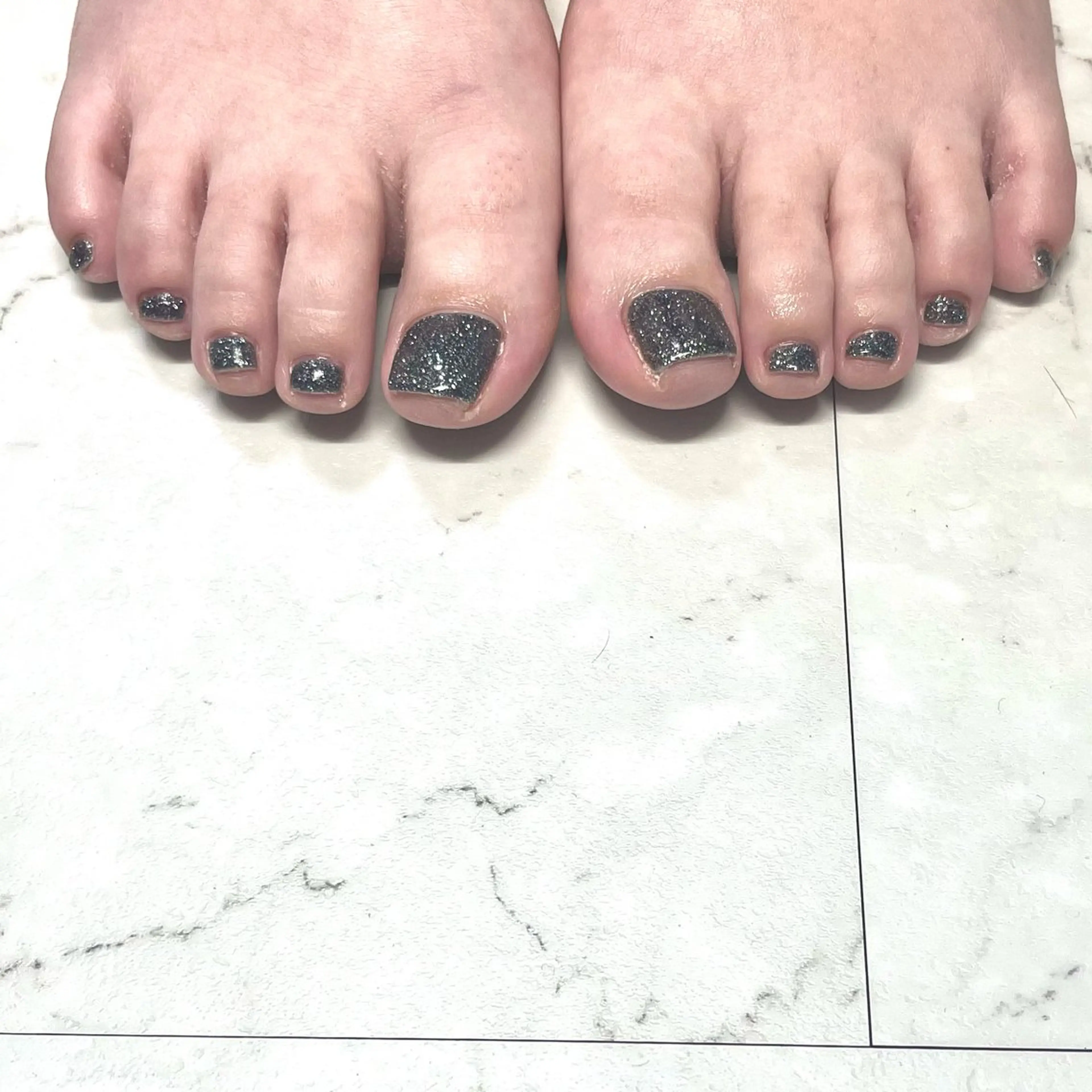 🦋夏ネイル人気No.1👣✨フットワンカラーの写真