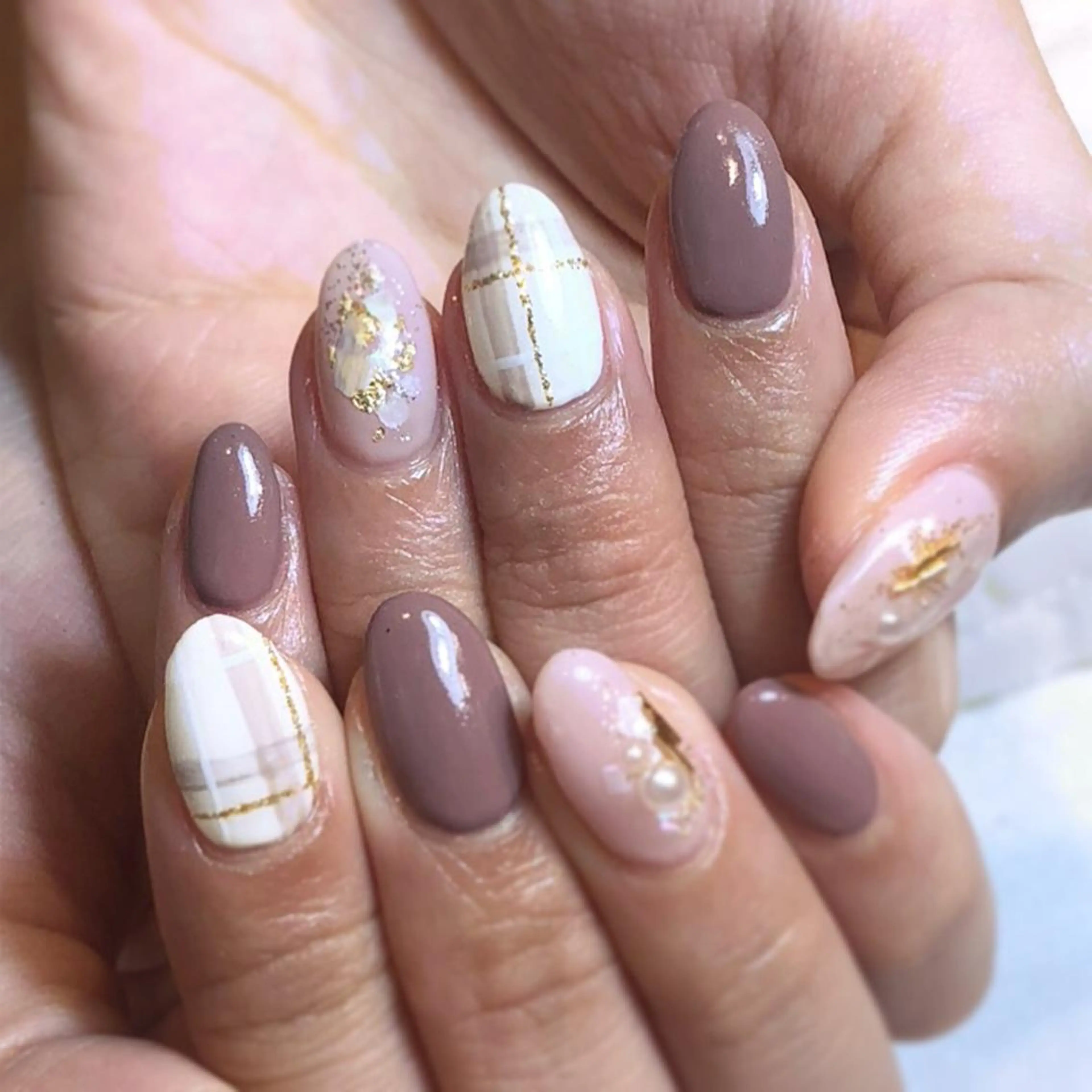 ネイル ハンドネイル Nest 三田のマツエク・マツパデザイン