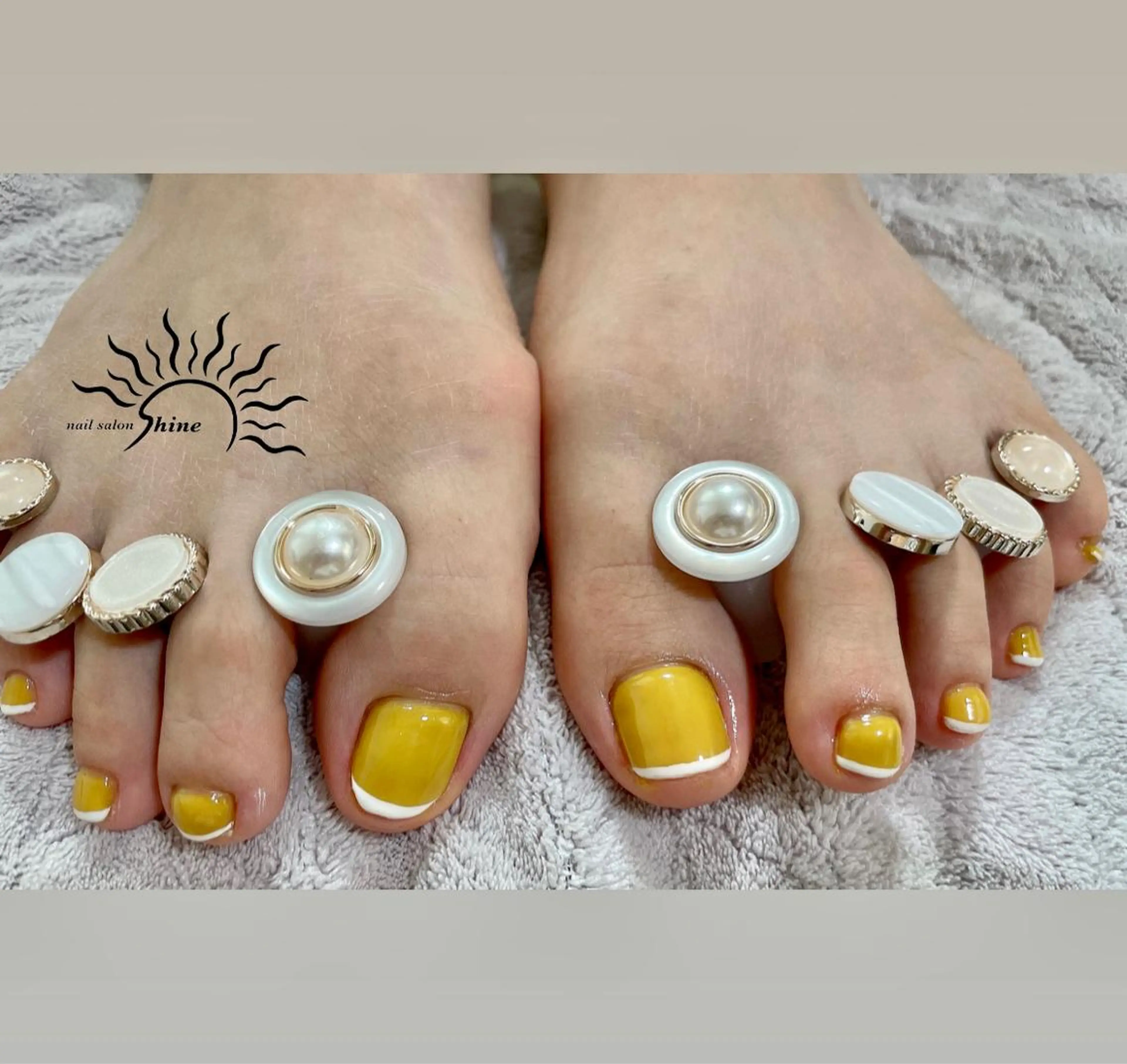 ネイル フットネイル フレンチネイル 持ち込み n.s _shineのネイルデザイン