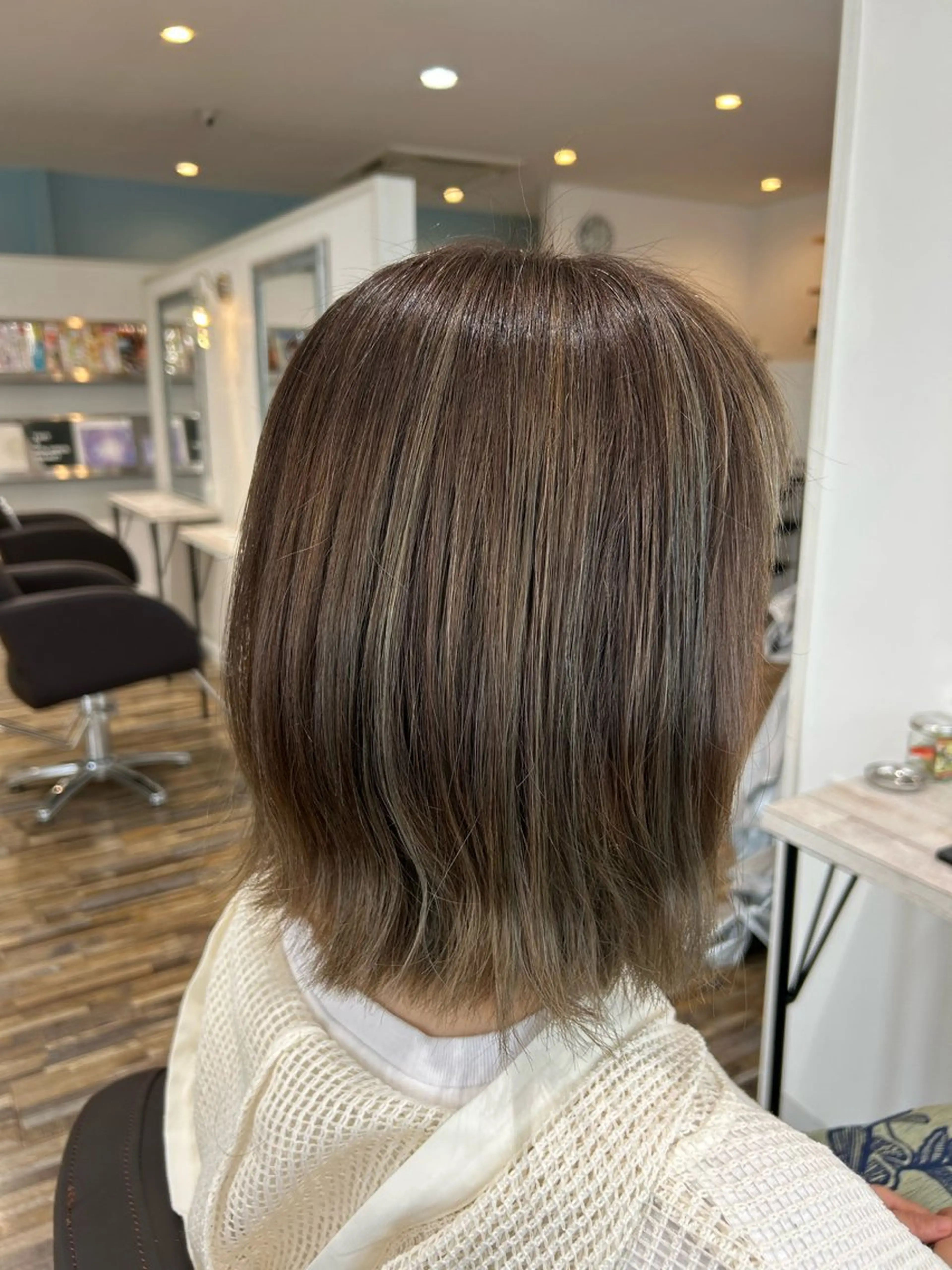 カラー グラデーションカラー ハイライトカラー 高木 瑶子のヘアスタイル