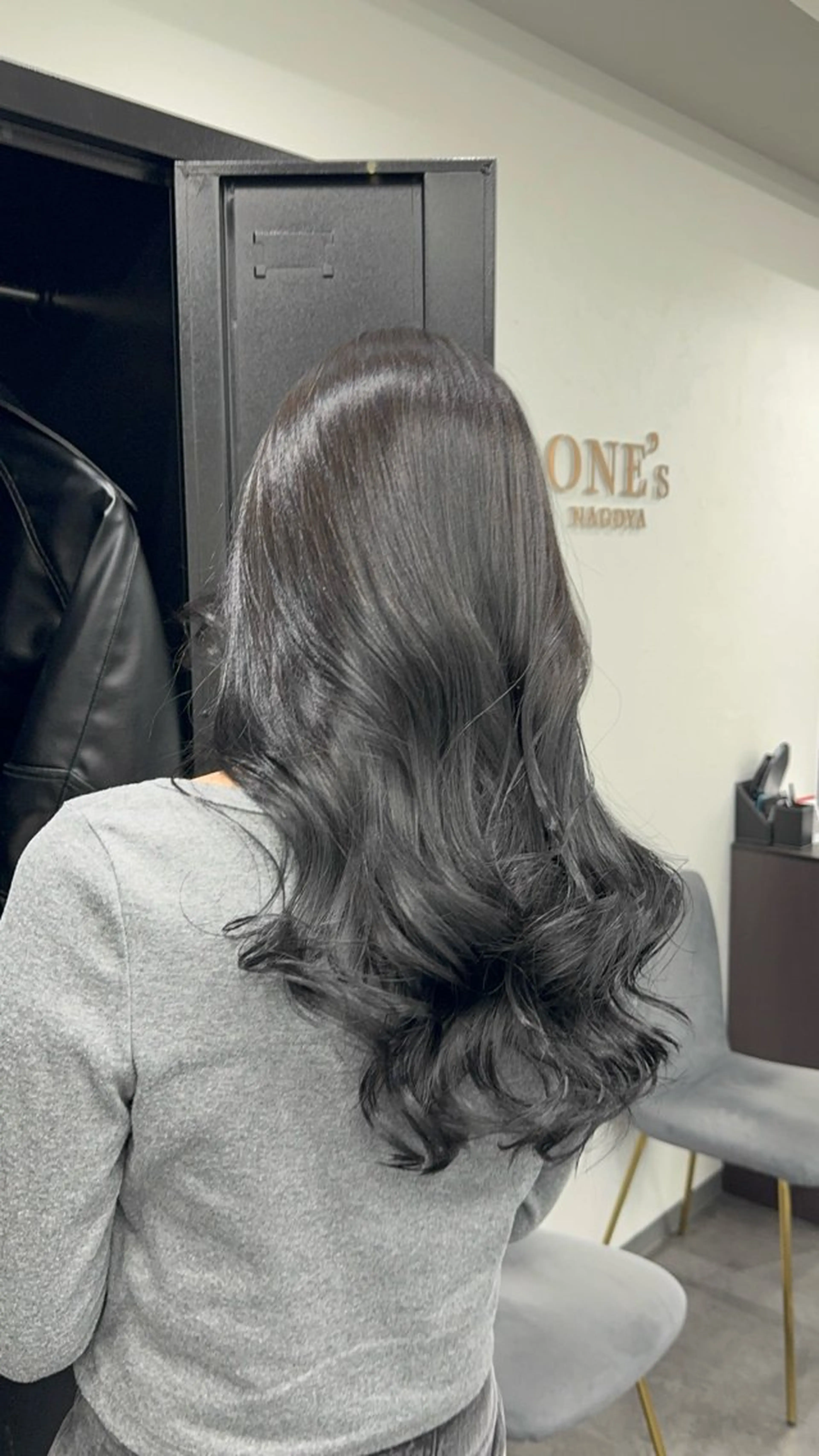 【新入生・新社会人限定‼️】艶カラー✨️➕艶トリートメント🫧➕モテ巻き💞の写真