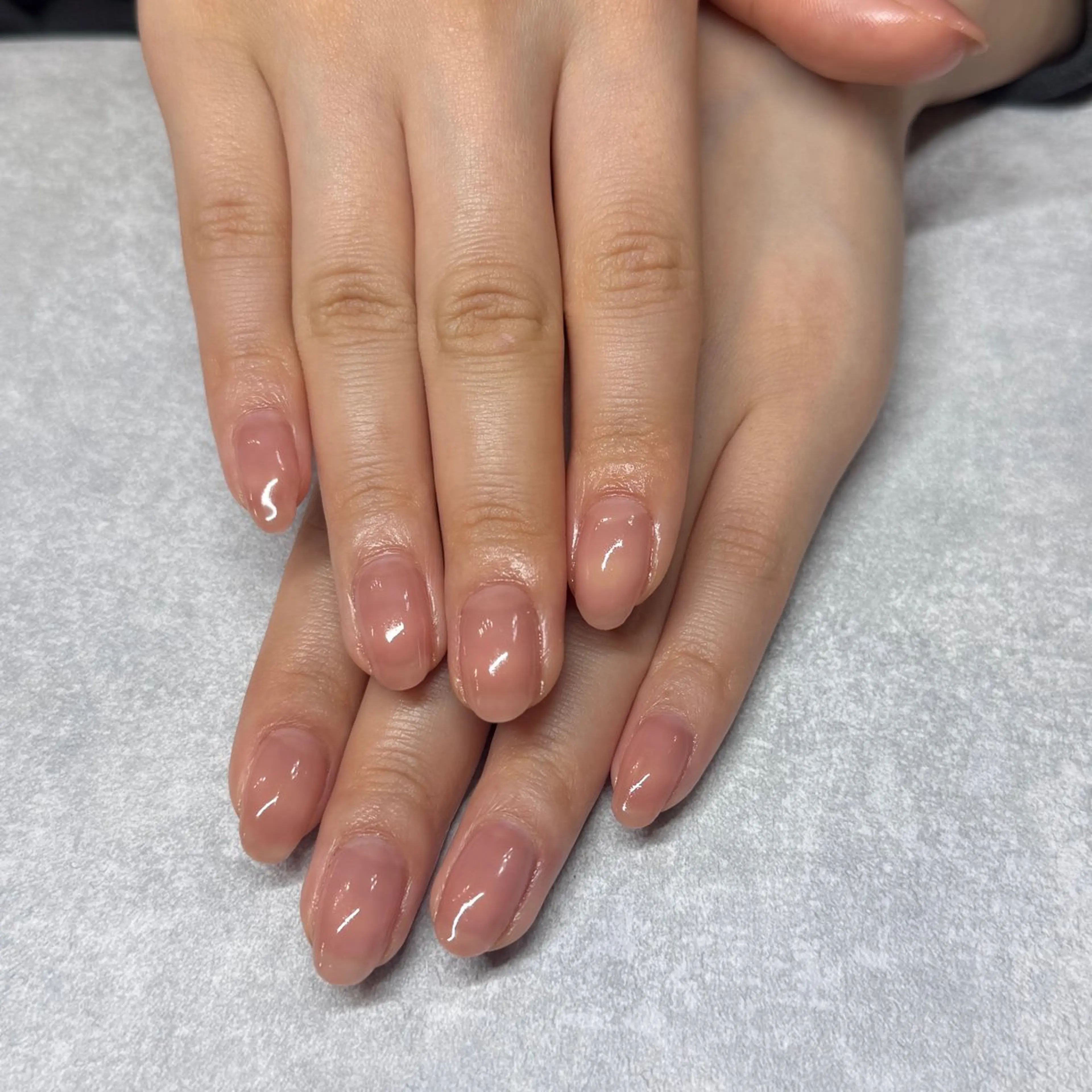 ネイル 氷ネイル・うるうるネイル ワンカラーネイル 中目黒 Suzukiのネイルデザイン