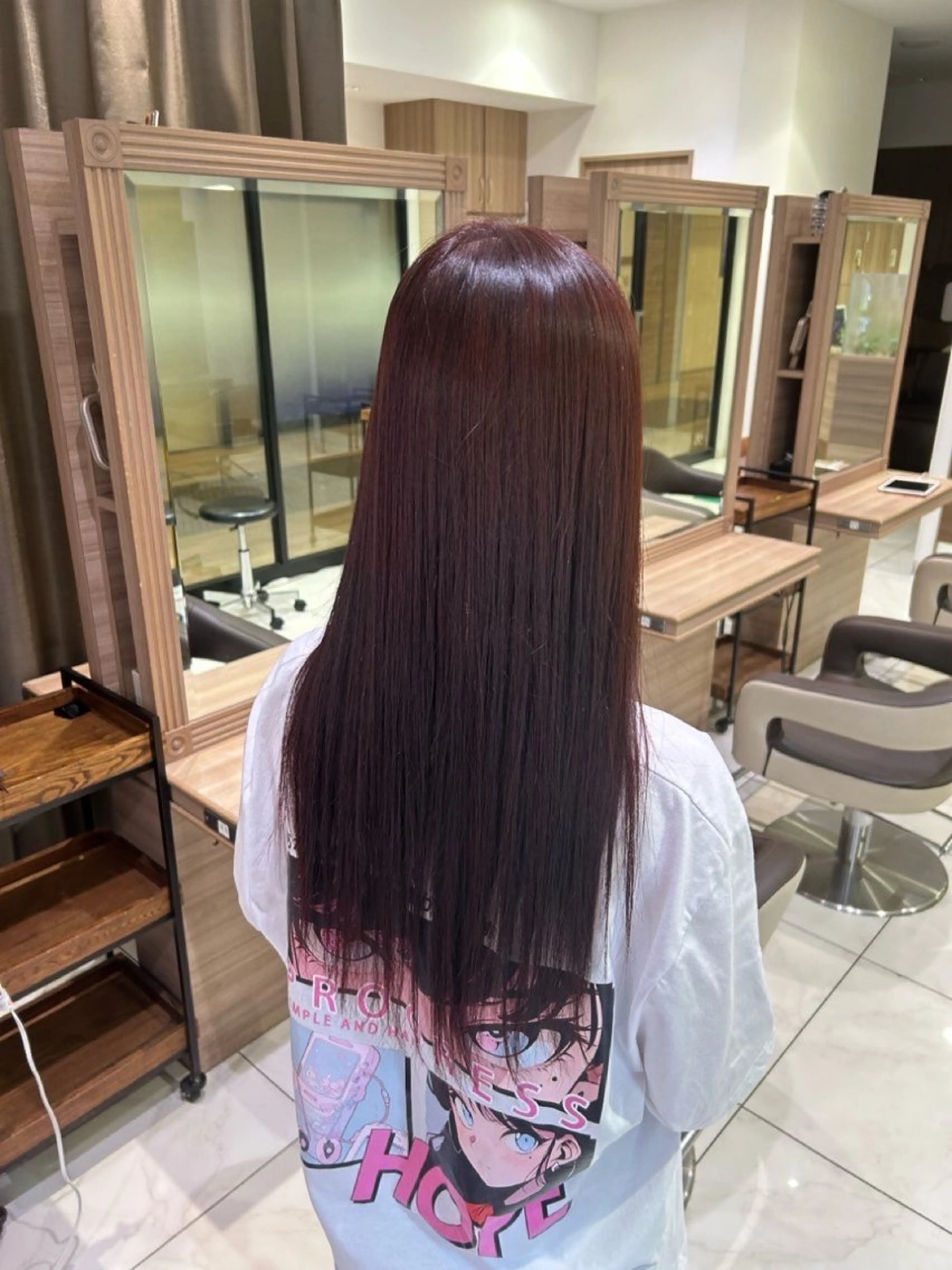 ロング カラー ピンクカラー 艶カラー まなか🌀のヘアスタイル