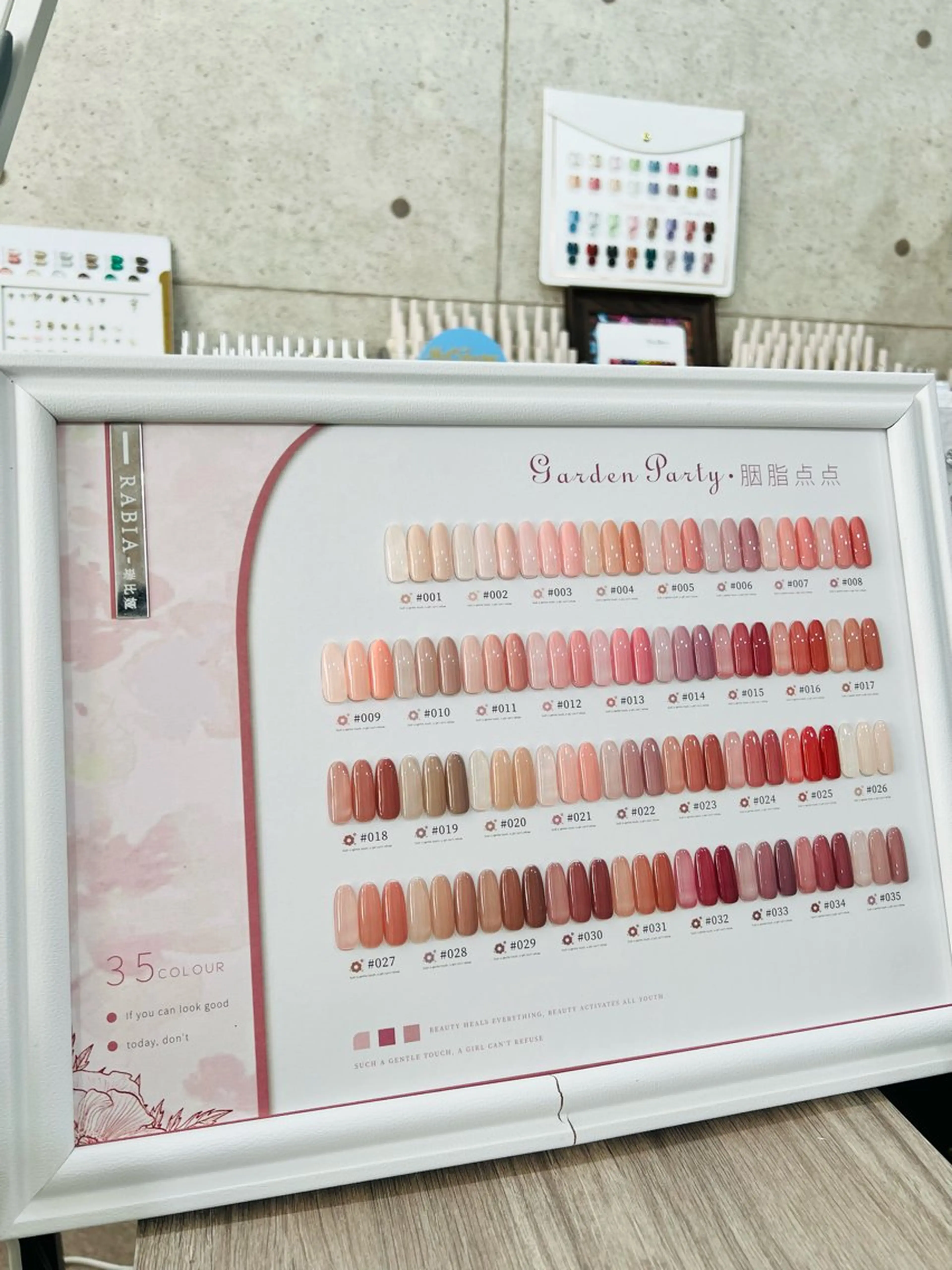 ネイル ハンドネイル ハンドケア Kawaii ChibaNailのネイルデザイン
