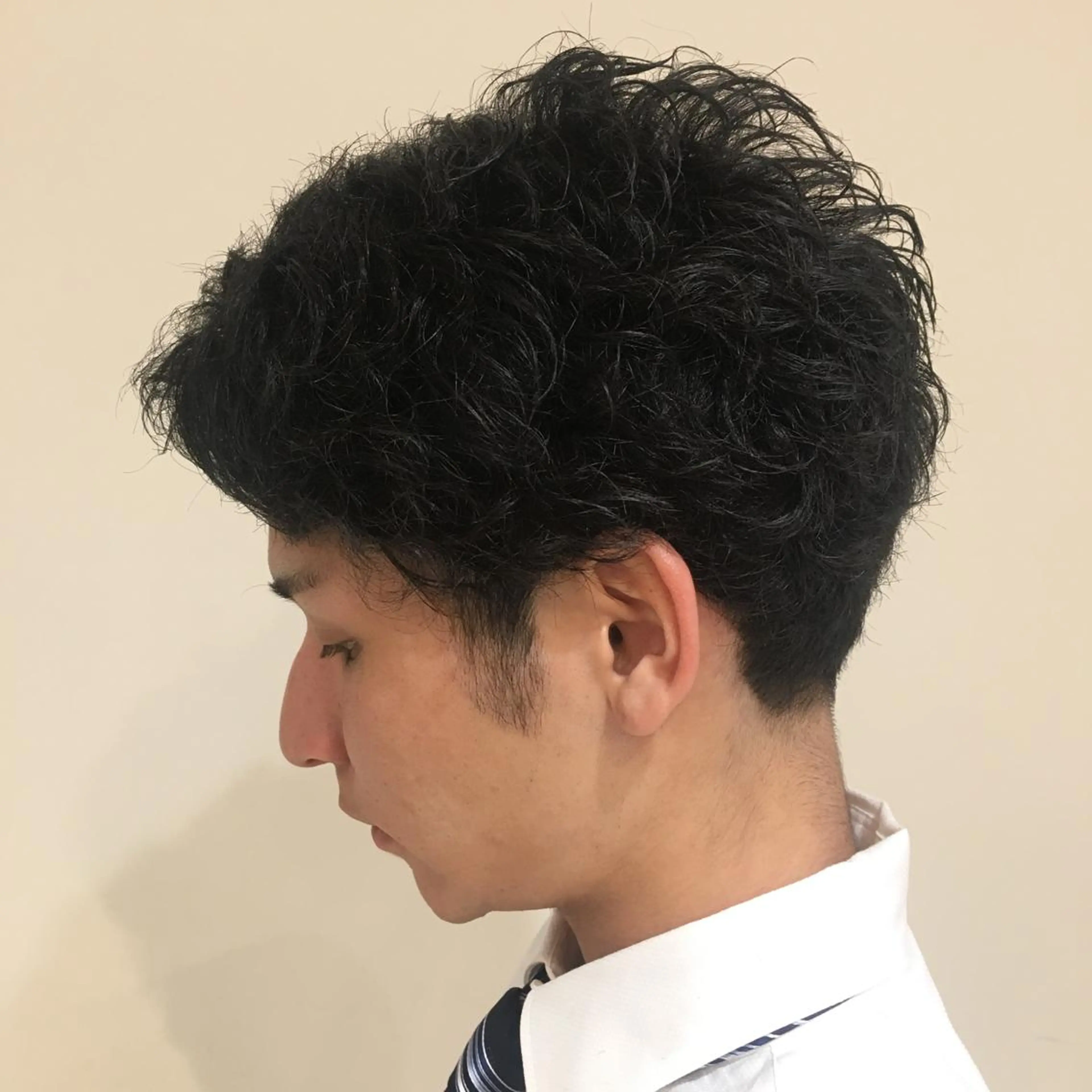 ショート メンズ ウルフカット／吉村 桃子のヘアスタイル