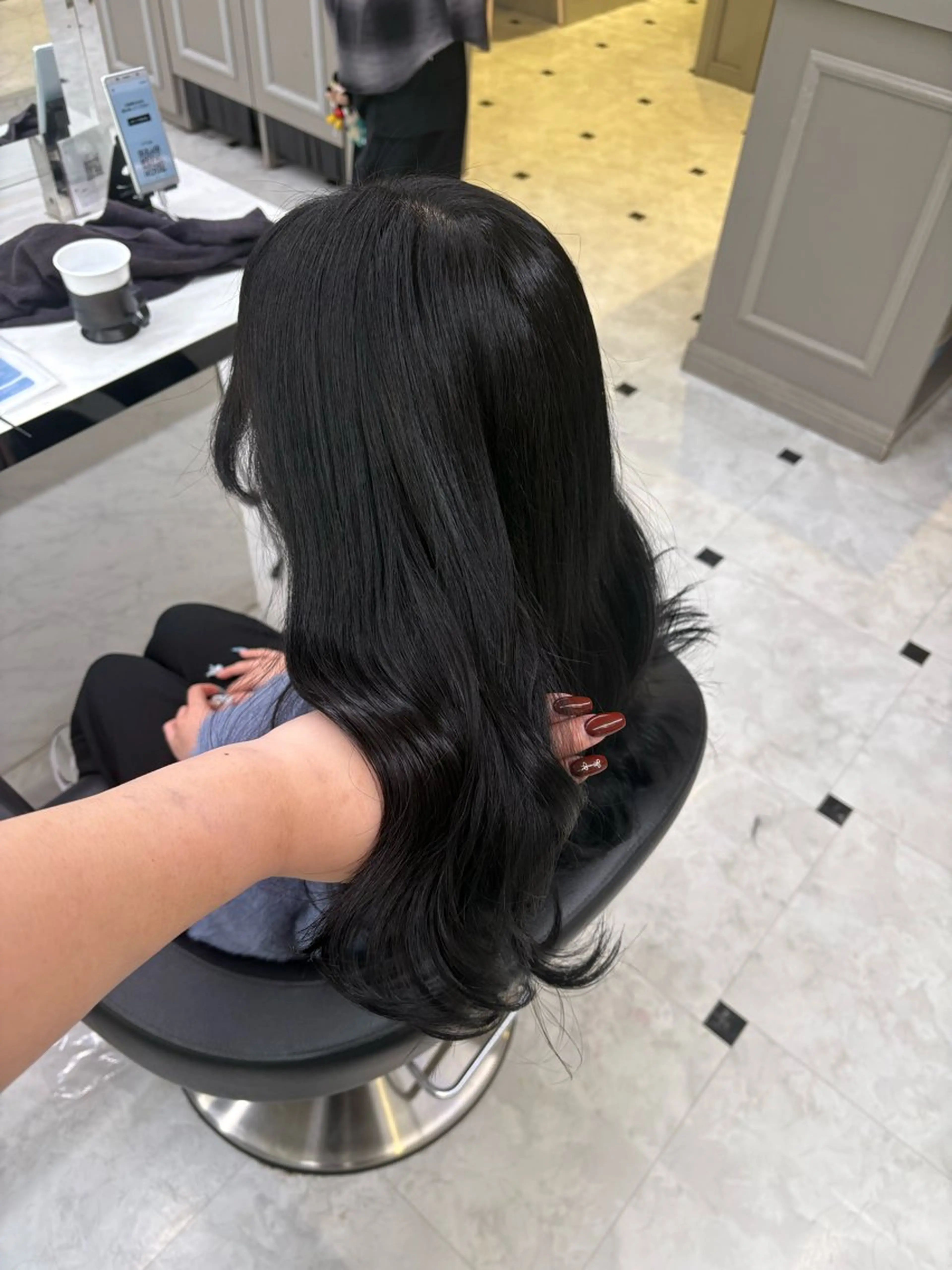 ロング カラー カット ヘアカラー トリートメント 透明感ベージュカラー 🪞上野🪞AIのヘアスタイル