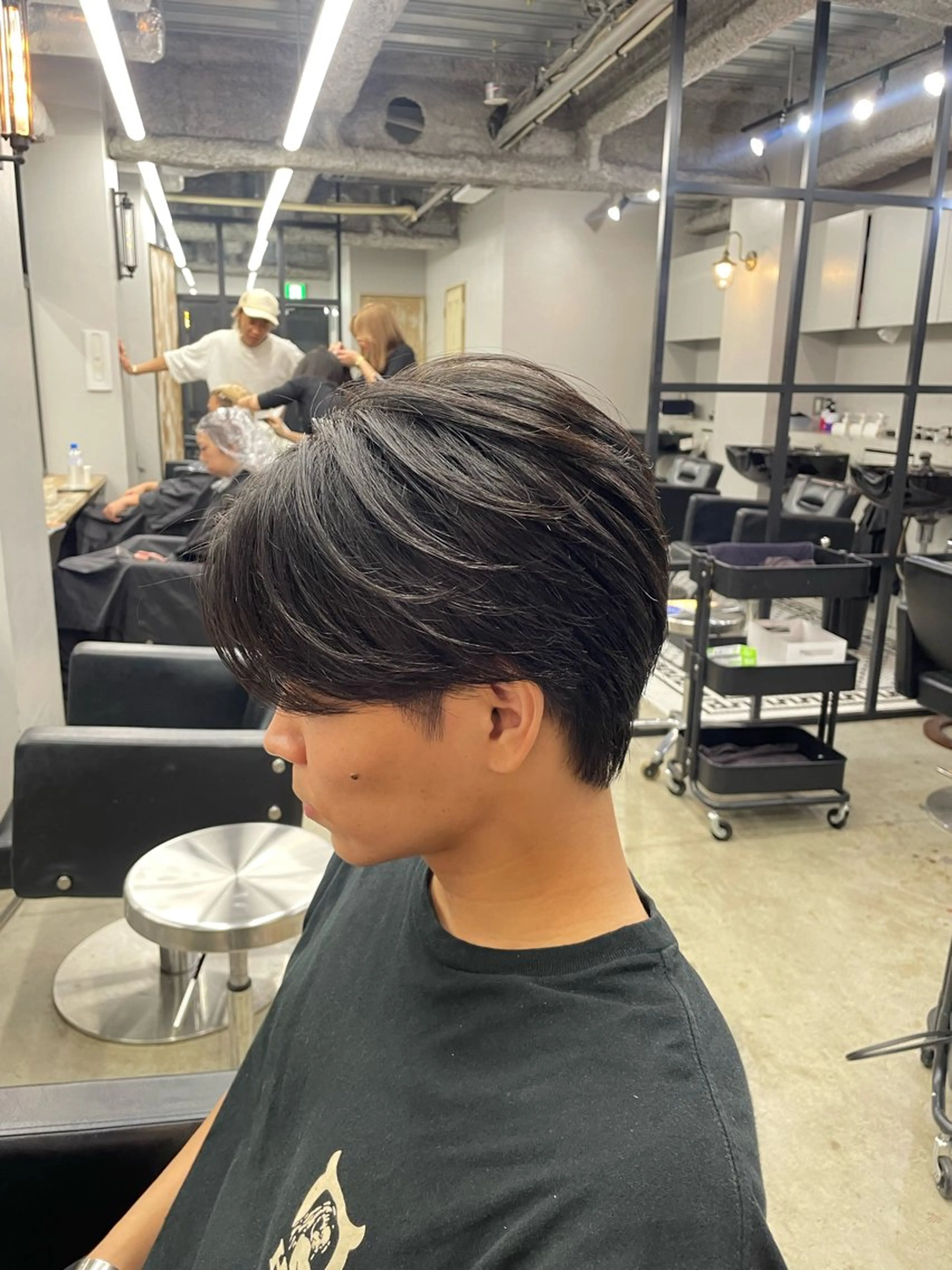 カラー パーマ メンズ カット ヘアカラー パーマ トリートメント ヘアセット 新宿/韓国ヘア/ 髪質改善ストレートのヘアスタイル