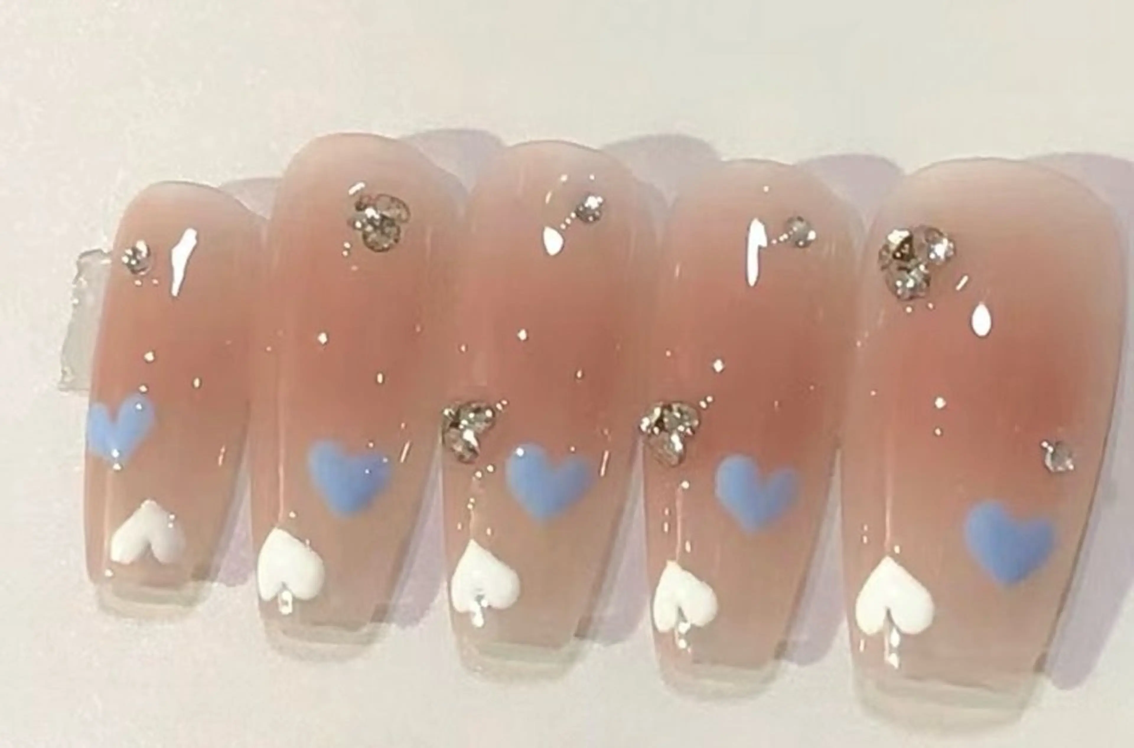 ネイル Ui_Amor (パラジェル)のネイルデザイン