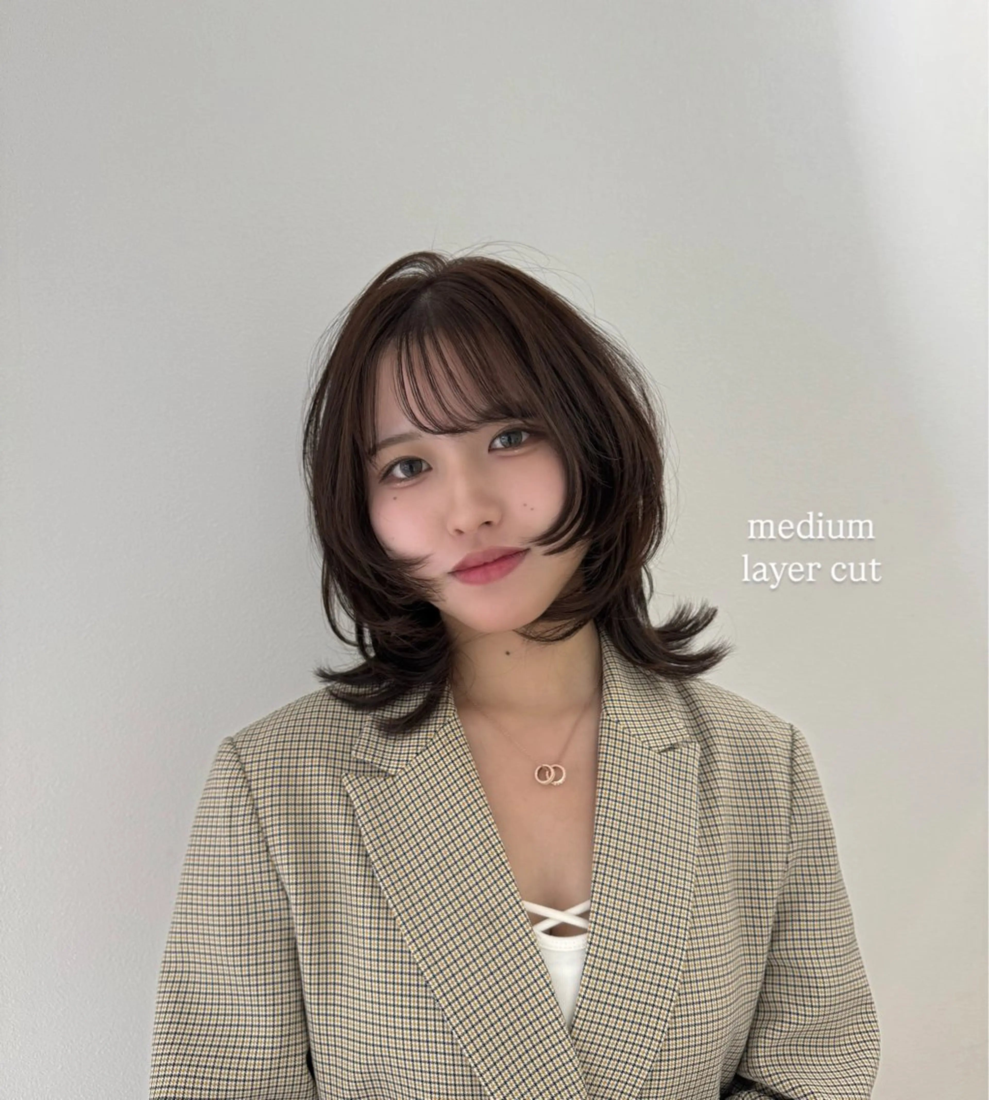 ミディアム レイヤーカット rina/デザイン カラー/上野のヘアスタイル