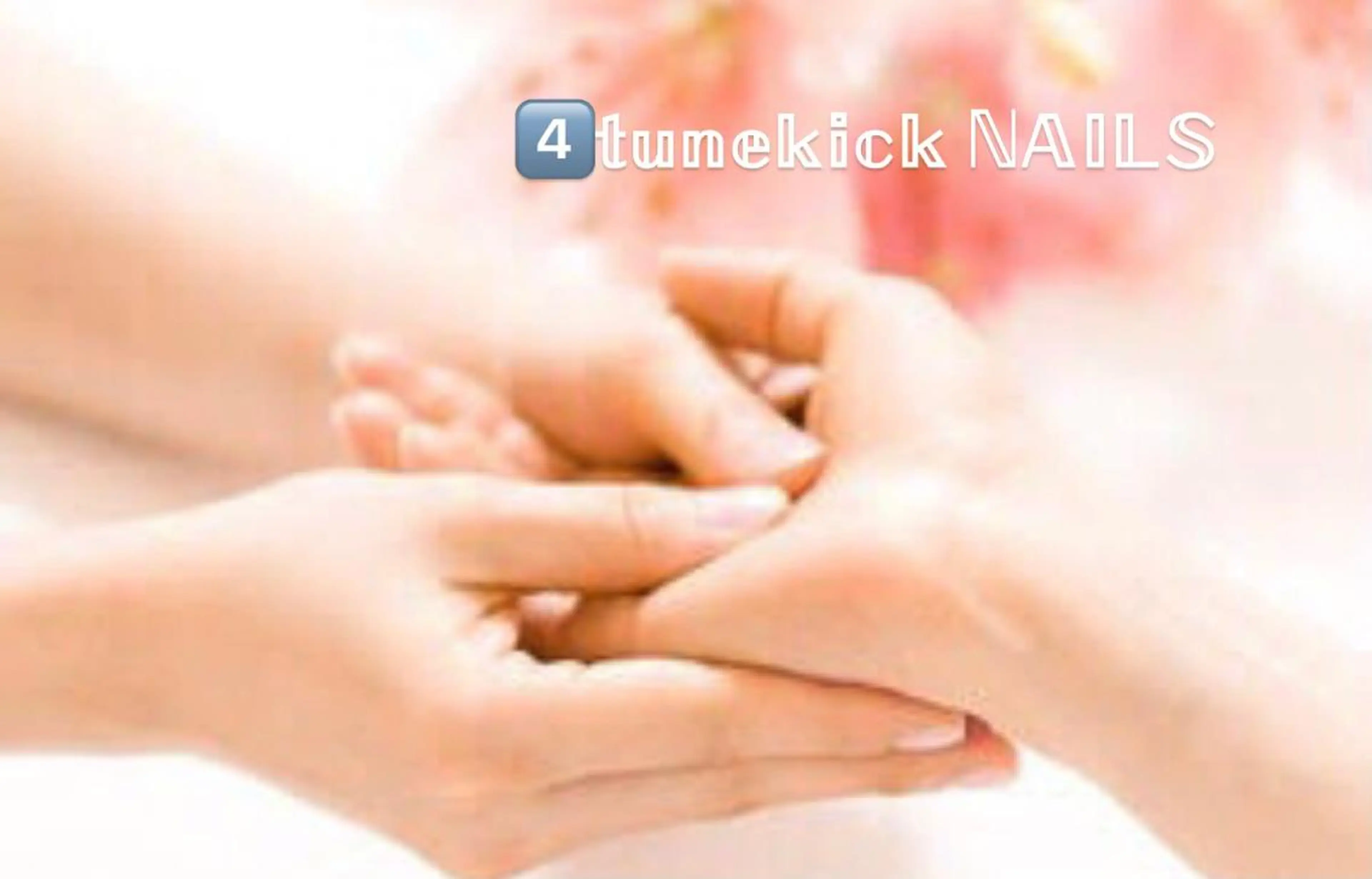 ハンドマッサージ　疲れが一気に吹っ飛びますの写真