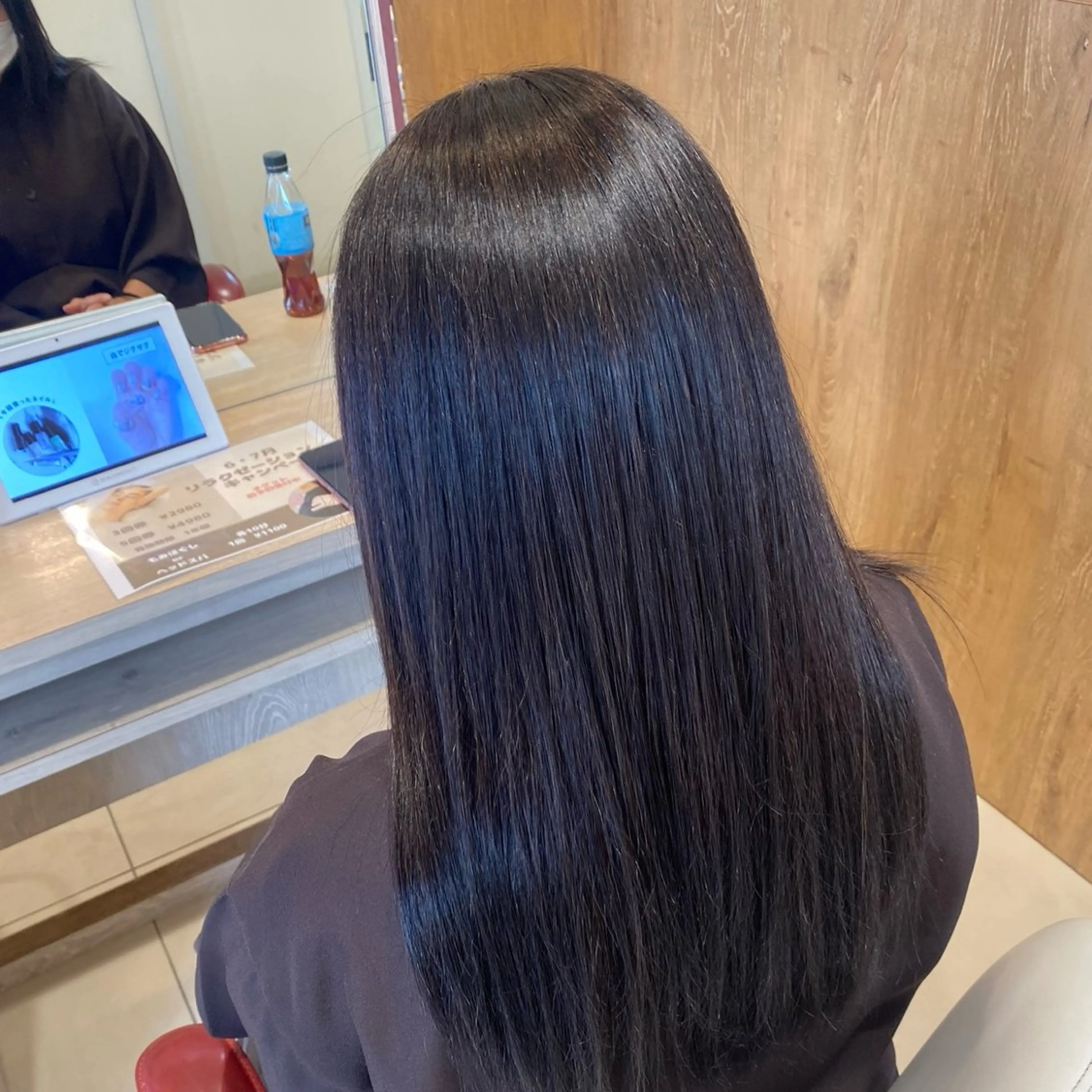 ロング カラー ヘアアレンジ fifth 石川 凪のヘアスタイル