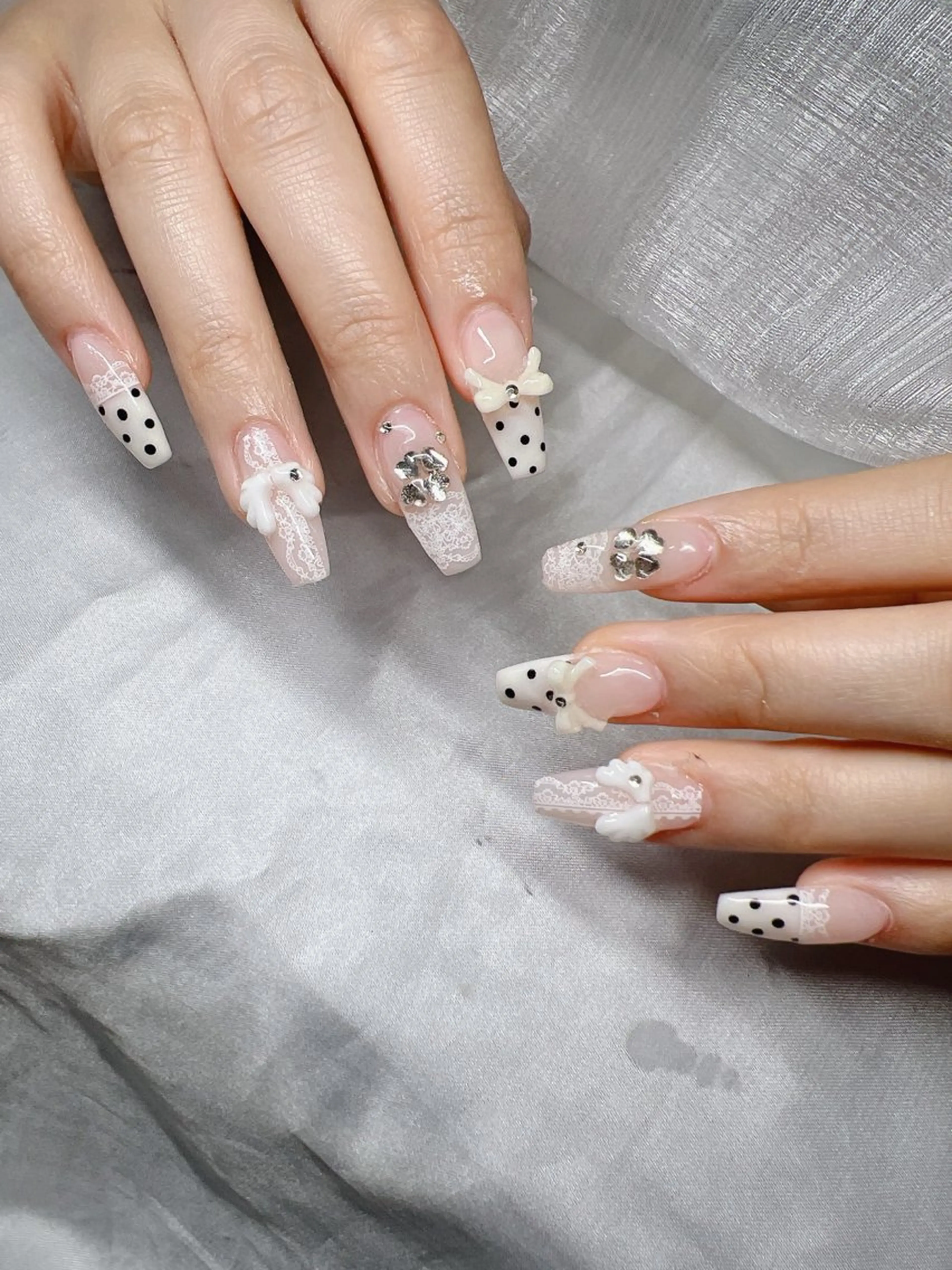 ネイル ハンドネイル Lee Nailsのネイルデザイン