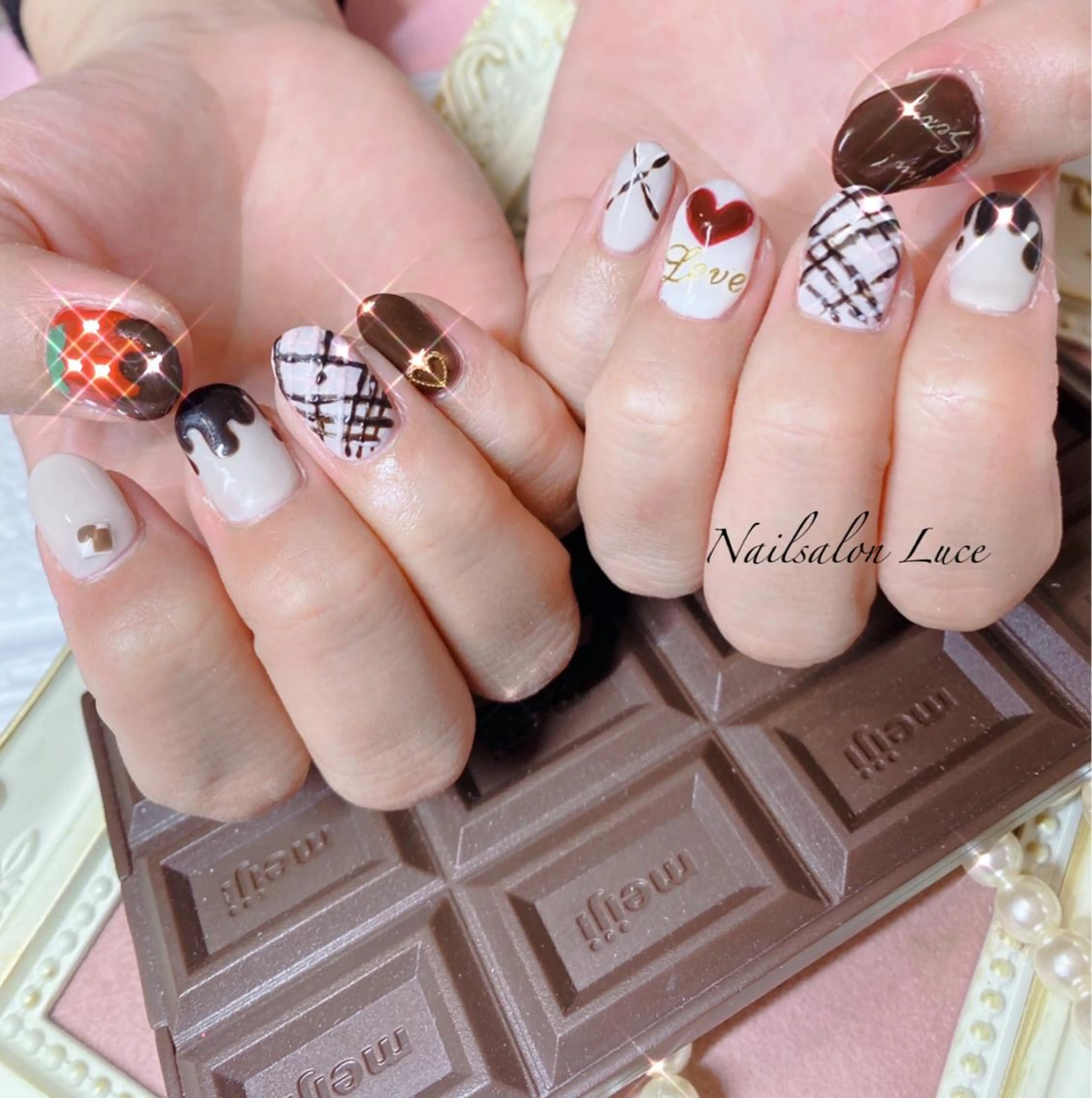 ネイル ジェルネイル ワンカラーネイル バレンタイン まつ毛、ネイル& 脱毛サロン　Lのマツエク・マツパデザイン