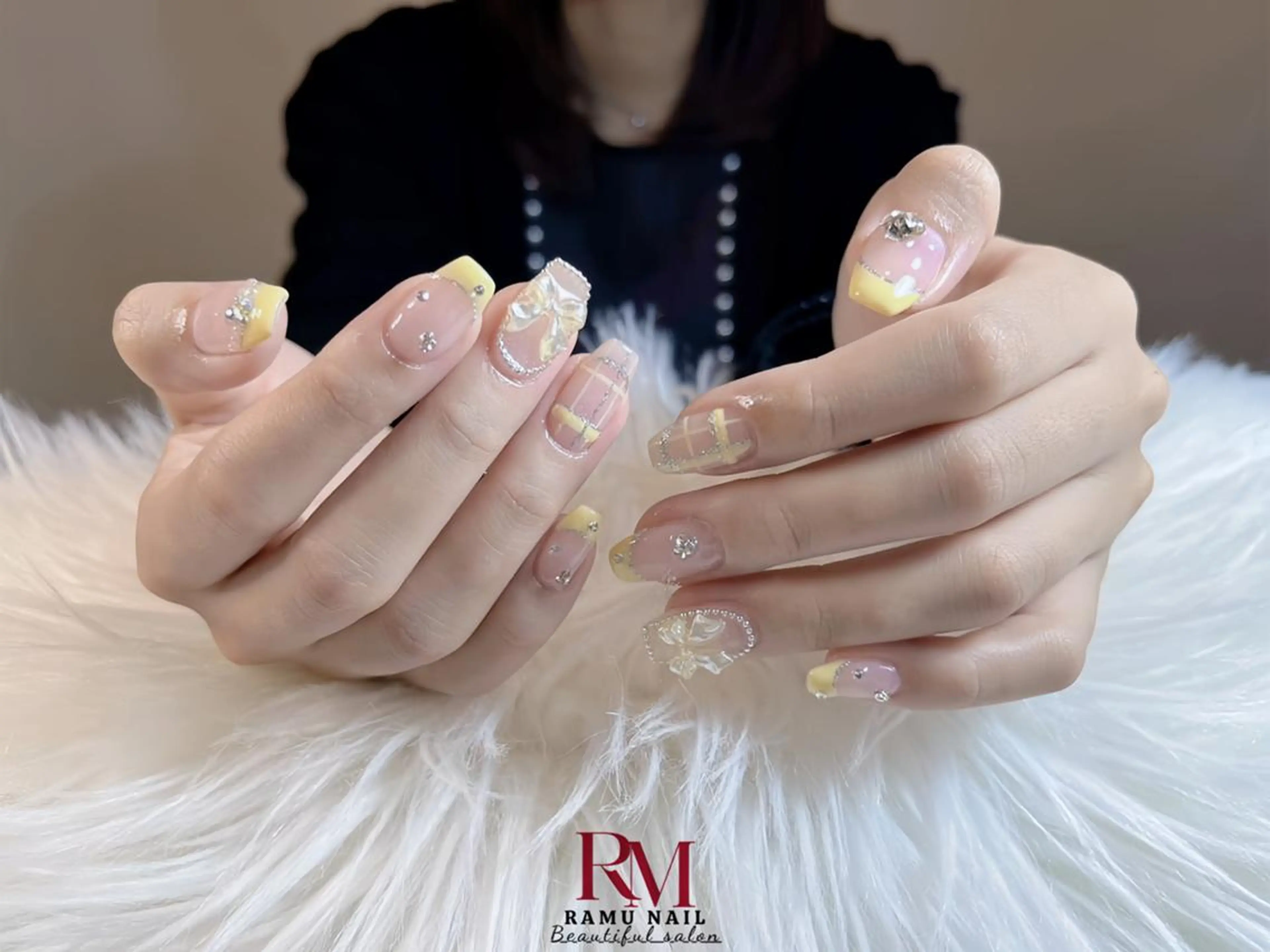 ネイル アートネイル チークネイル 長さ出し フレンチネイル グラデーション ハンドネイル RAMU_Nail 池袋店のネイルデザイン