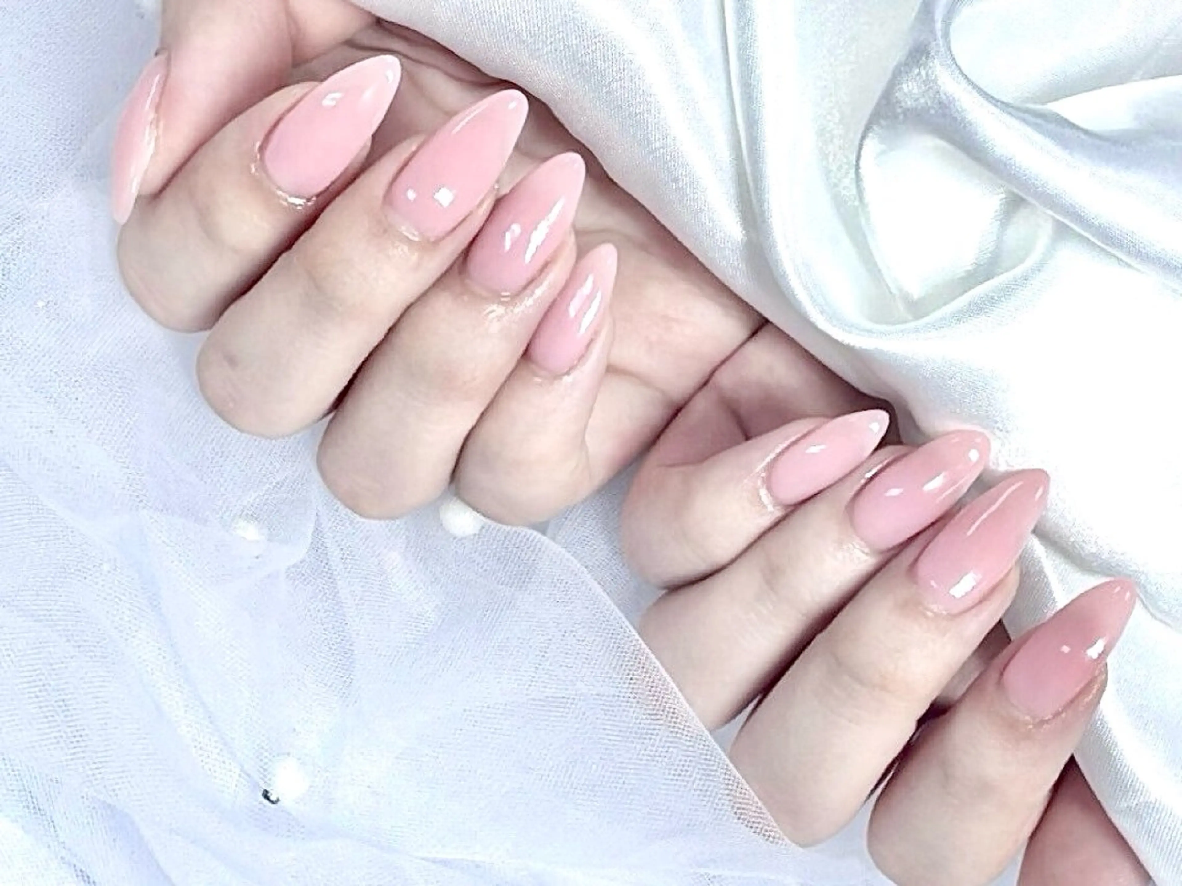ネイル ジェルネイル マグネットネイル ニュアンスネイル ワンカラーネイル パラジェル Nail Neige🐈🌙のネイルデザイン