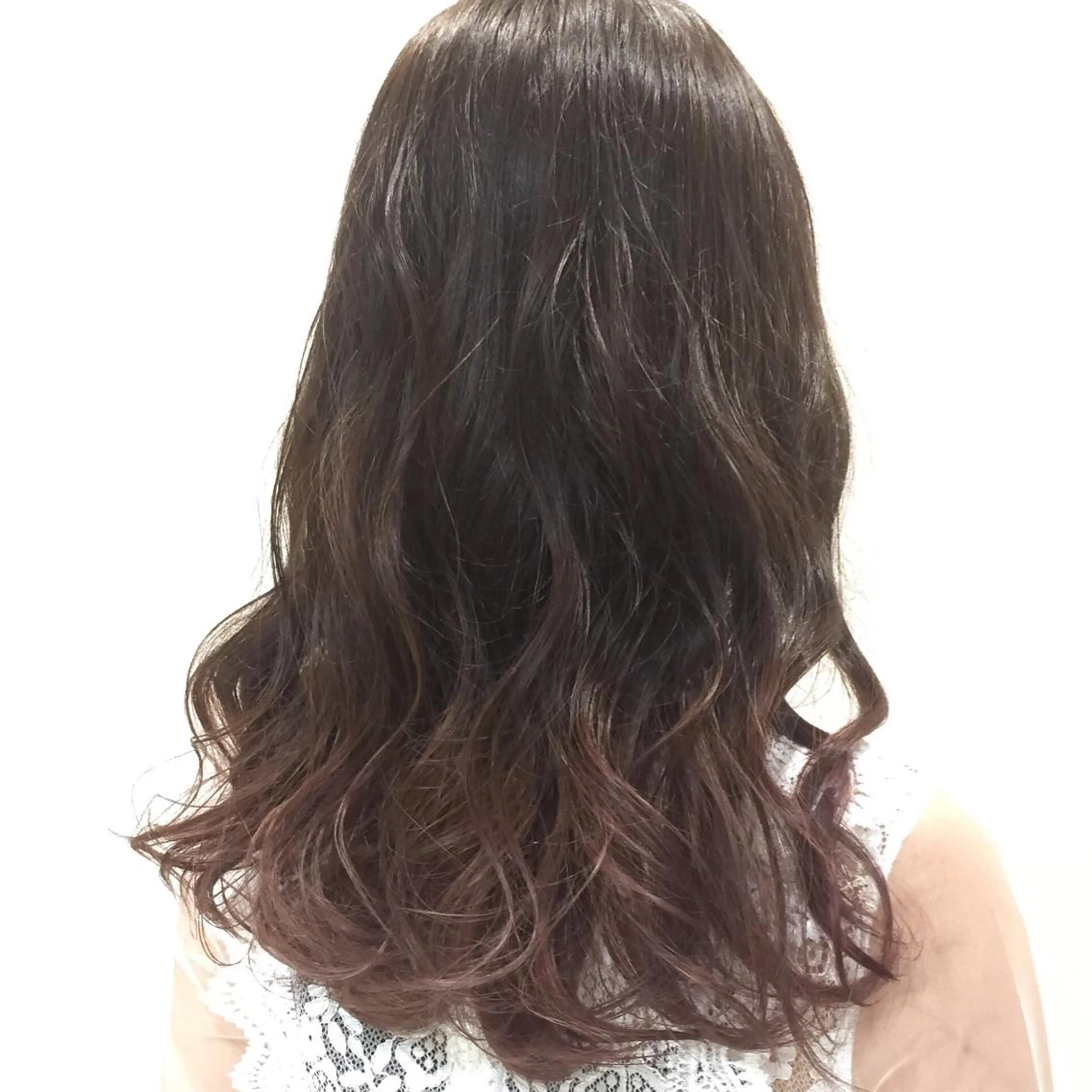 ロング カラー グラデーションカラー 中林 由佳のヘアスタイル
