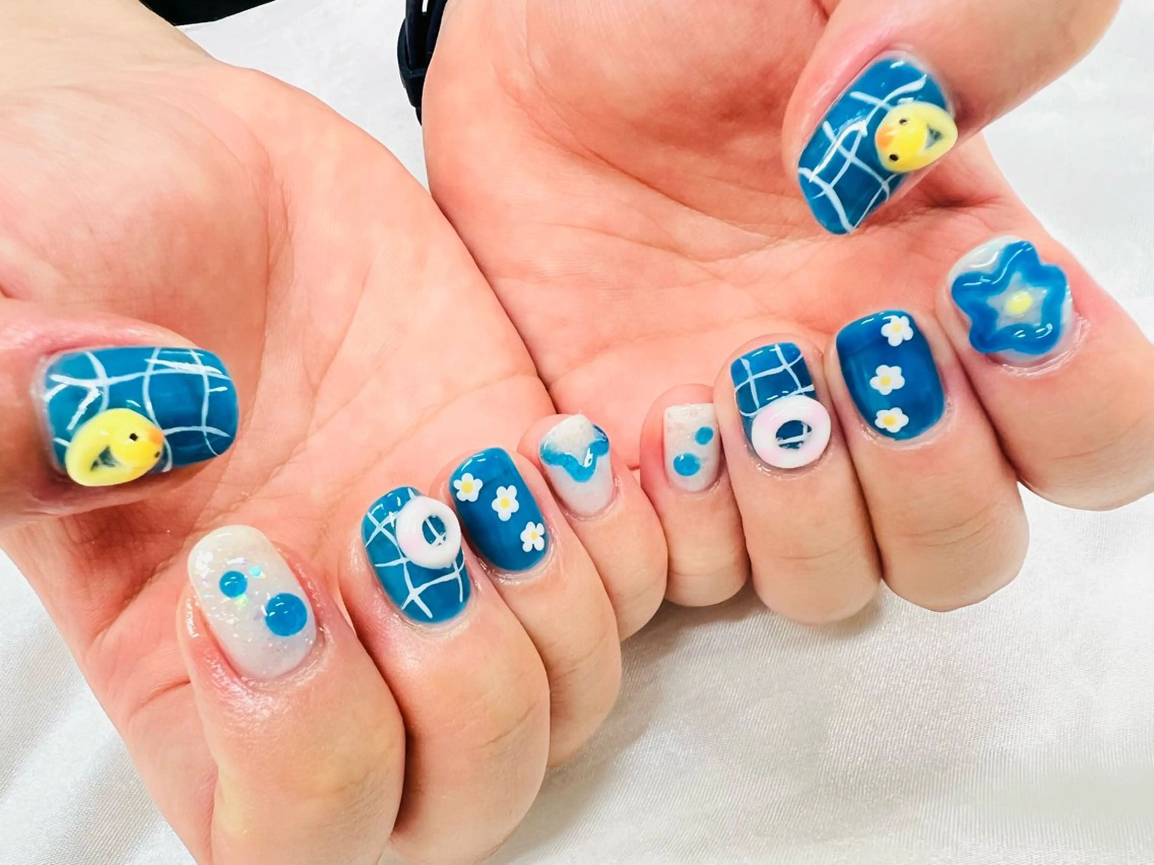 ネイル ユリシスネイル 担当近藤のネイルデザイン