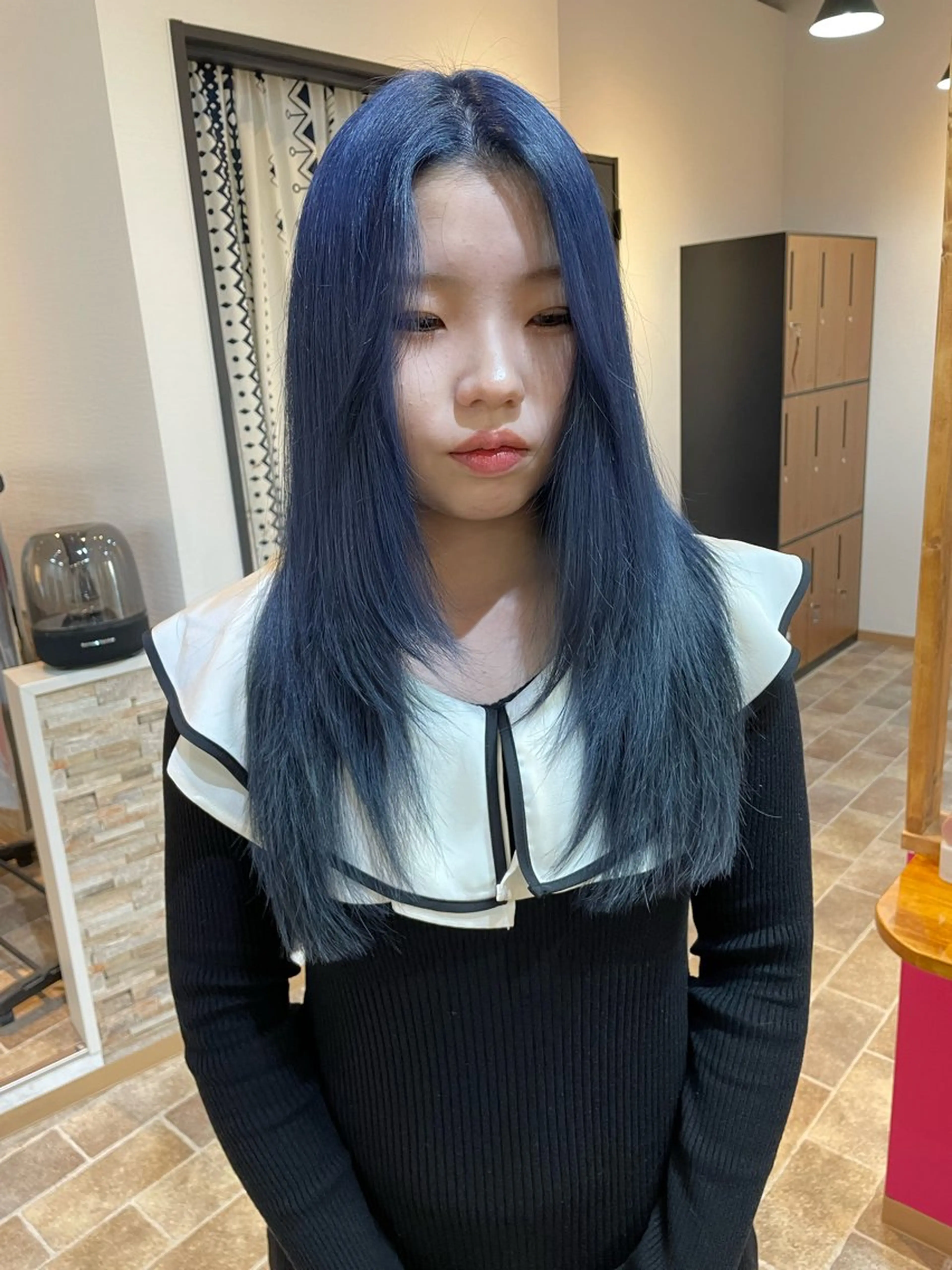 ロング カラー ブルーカラー ハイレイヤー レイヤーカット カット ヘアカラー YUI/ ブリーチカラー🌷のヘアスタイル