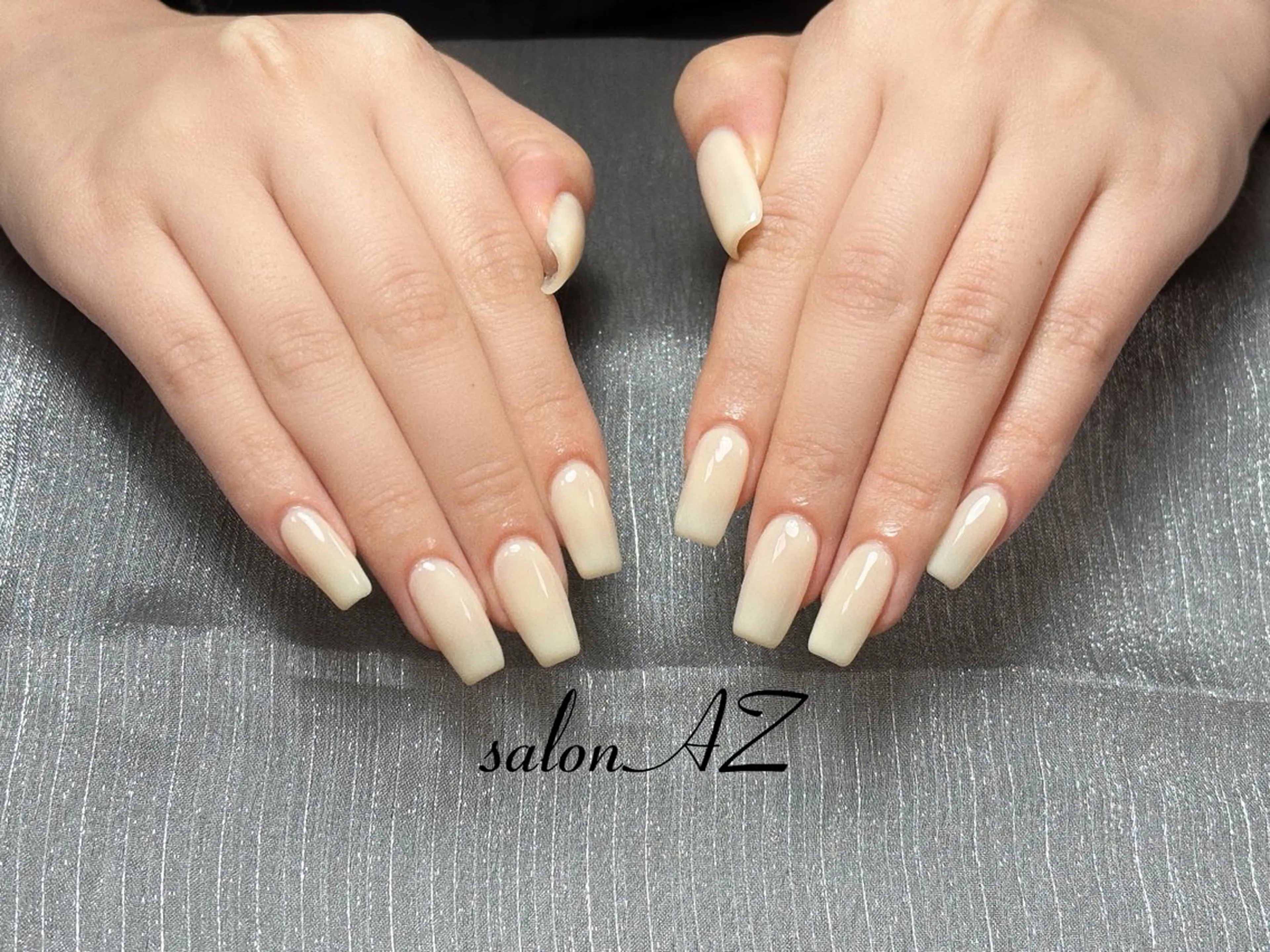 ネイル 長さ出し フットネイル フレンチネイル マグネットネイル ニュアンスネイル salon AZのネイルデザイン