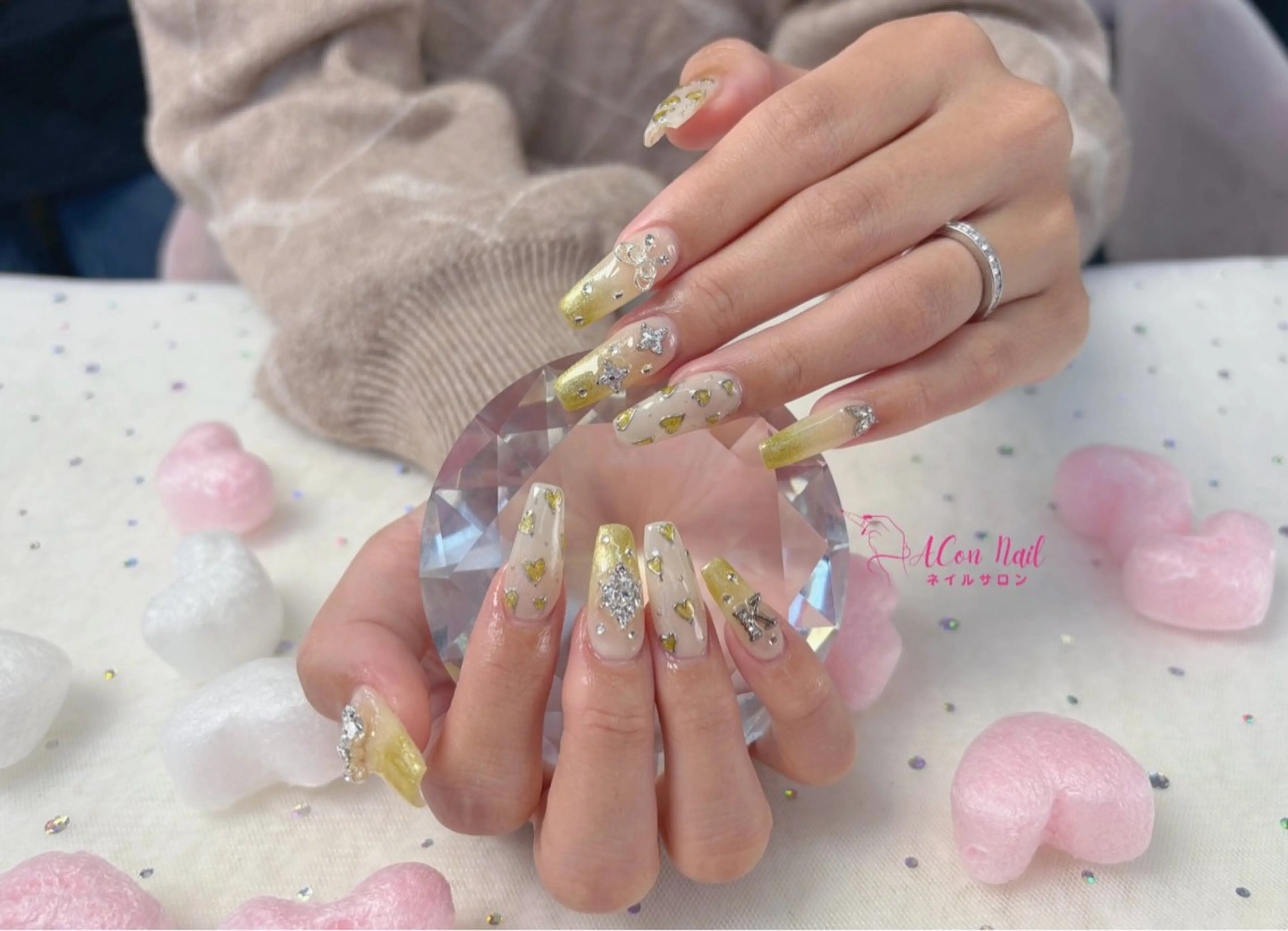 ネイル 桜ネイル 長さ出し フラワーネイル フレンチネイル ジェルネイル ハンドネイル ACon NailSalonのネイルデザイン