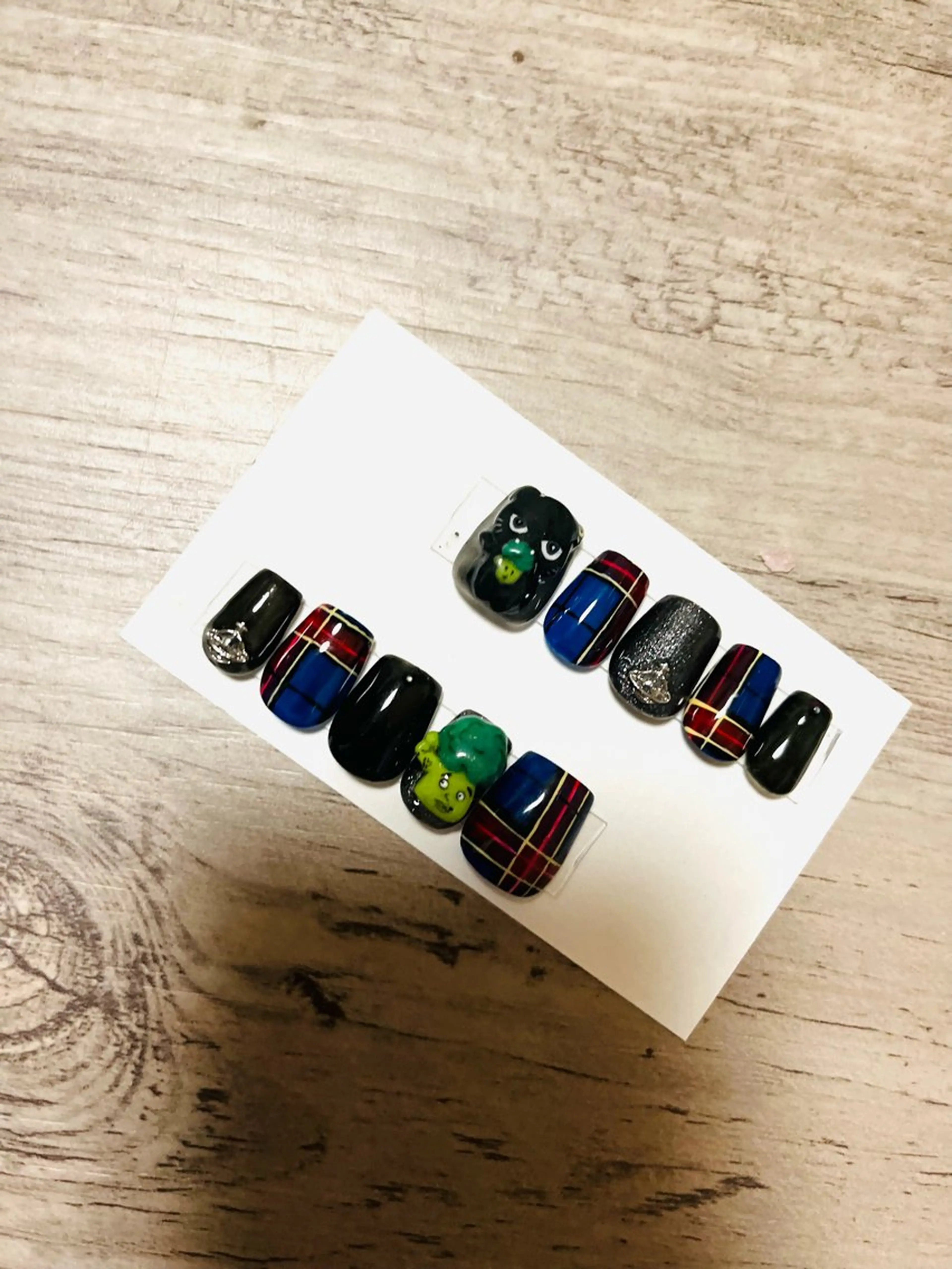 ネイル ハンドネイル 安藤 Charlotteのネイルデザイン