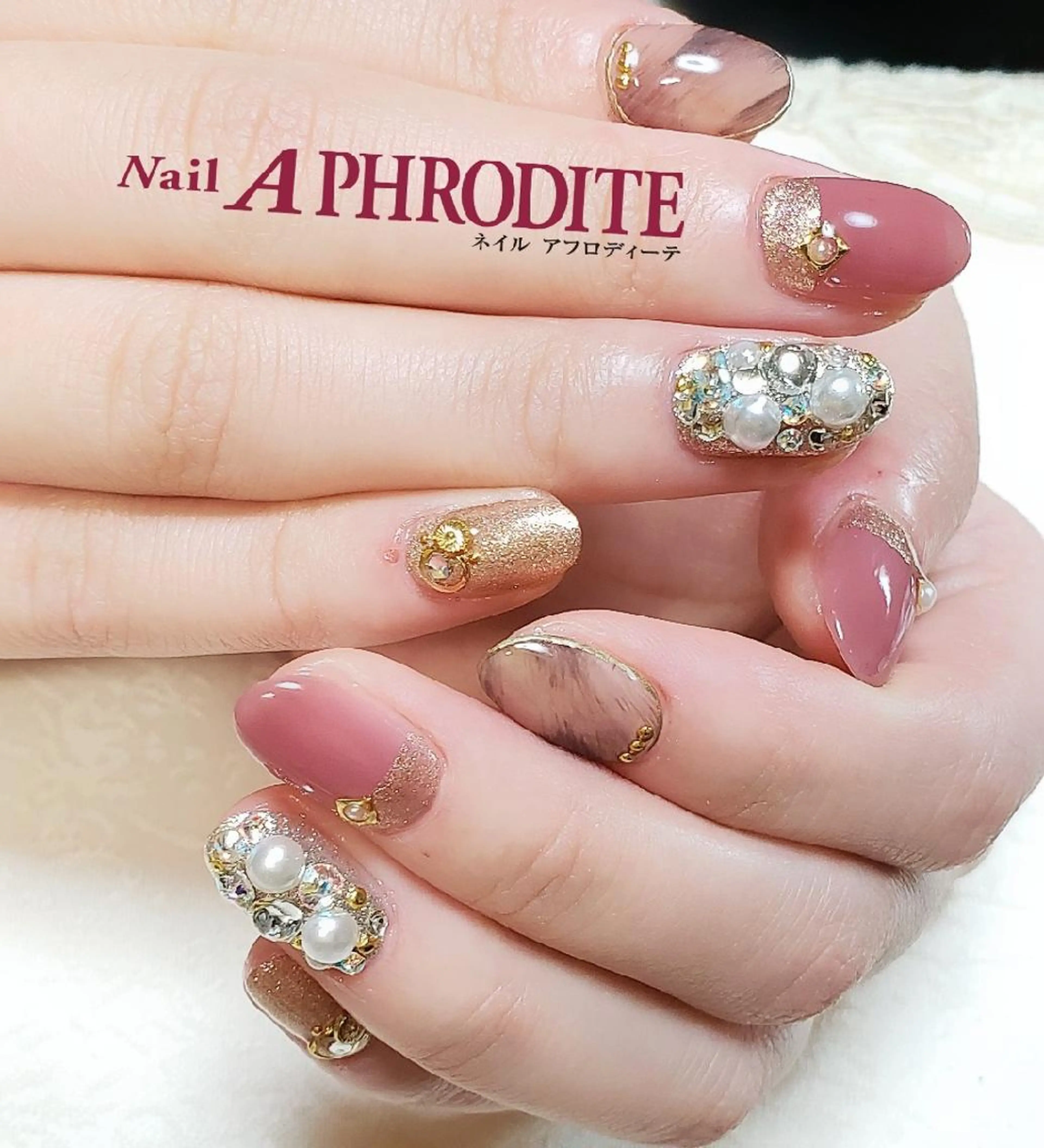 ネイル Nail  Aphroditeのネイルデザイン