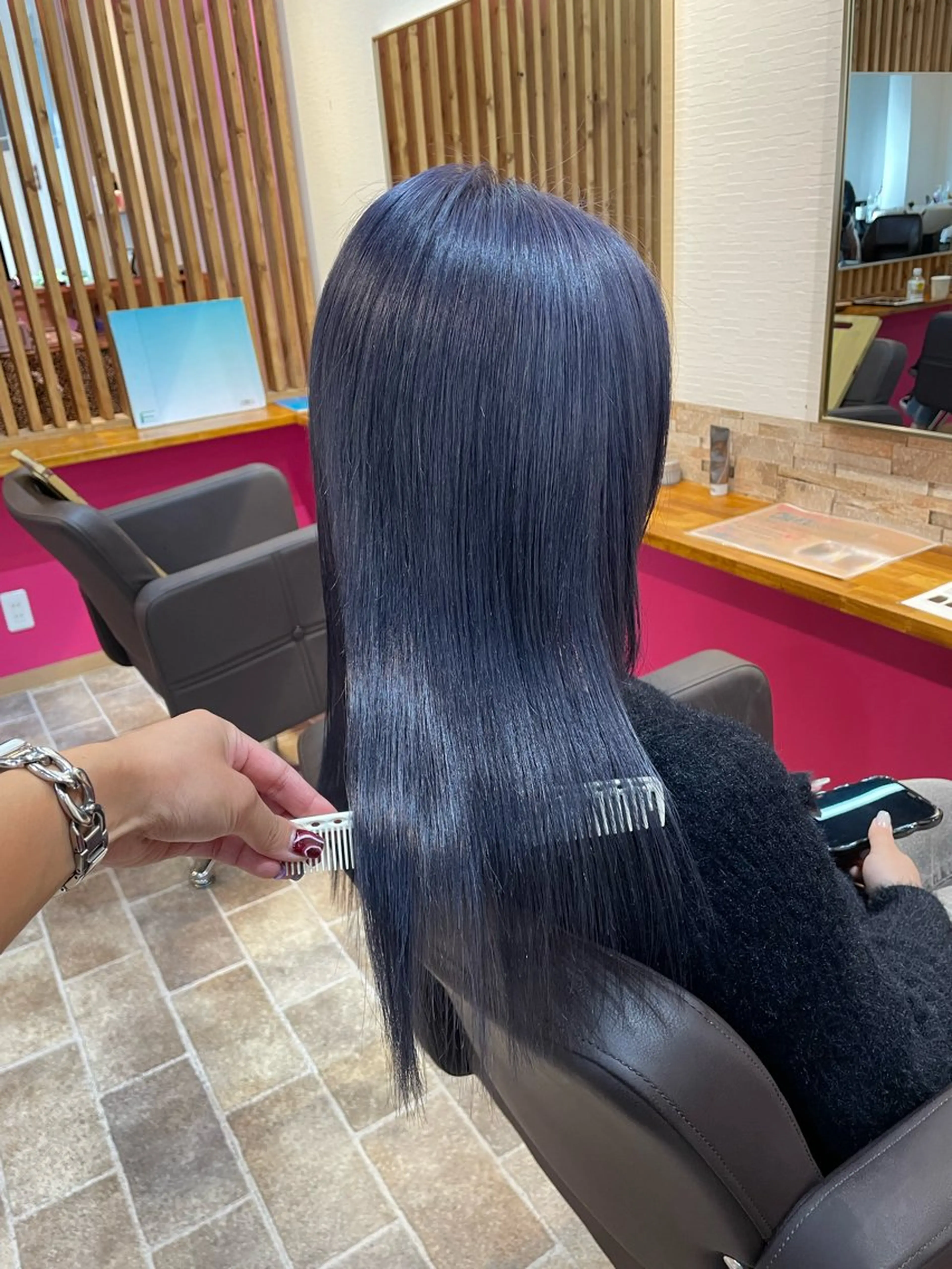 ロング カラー ブルーカラー ラベンダーカラー ヘアカラー Ammi hair所属・YUI/ ブリーチカラー🌷のヘアスタイル