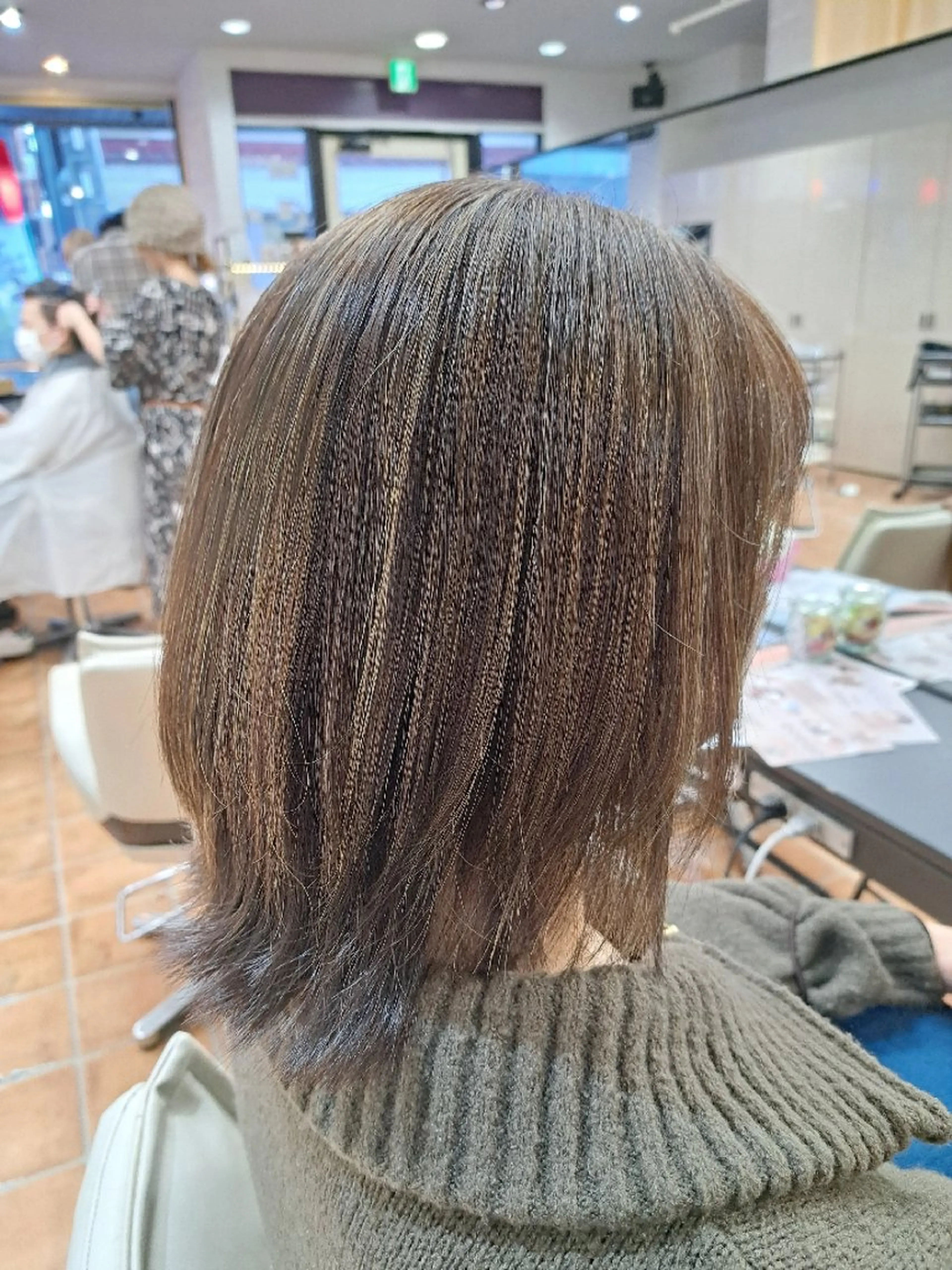 ミディアム ハイライト 💜𝑳𝑼𝑵𝑨 🌻母良田愛美🌻のヘアスタイル