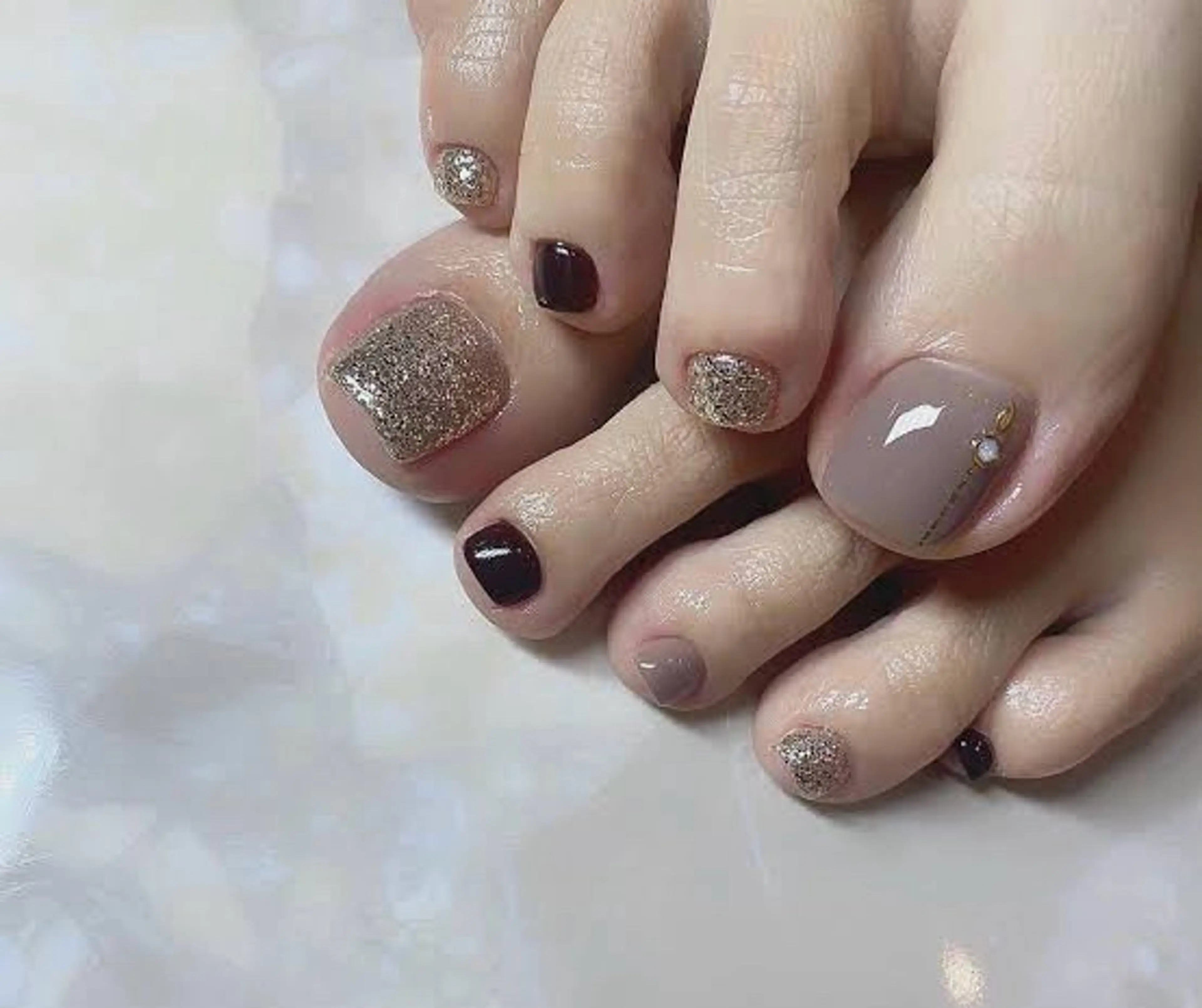 ネイル フットネイル Montrésor 名古屋ネイルサロンのネイルデザイン