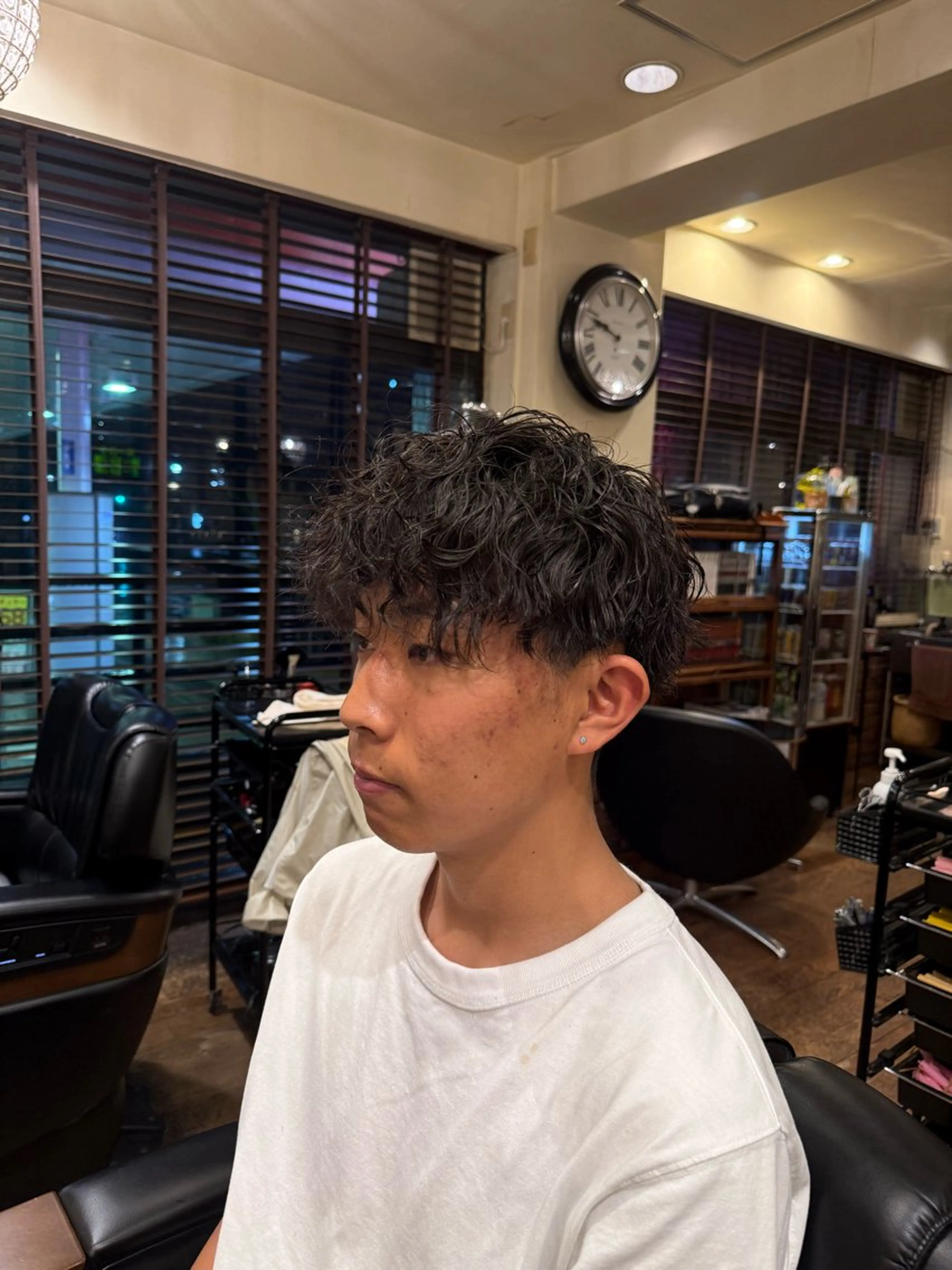 パーマ メンズ 榎宮 隆富のヘアスタイル