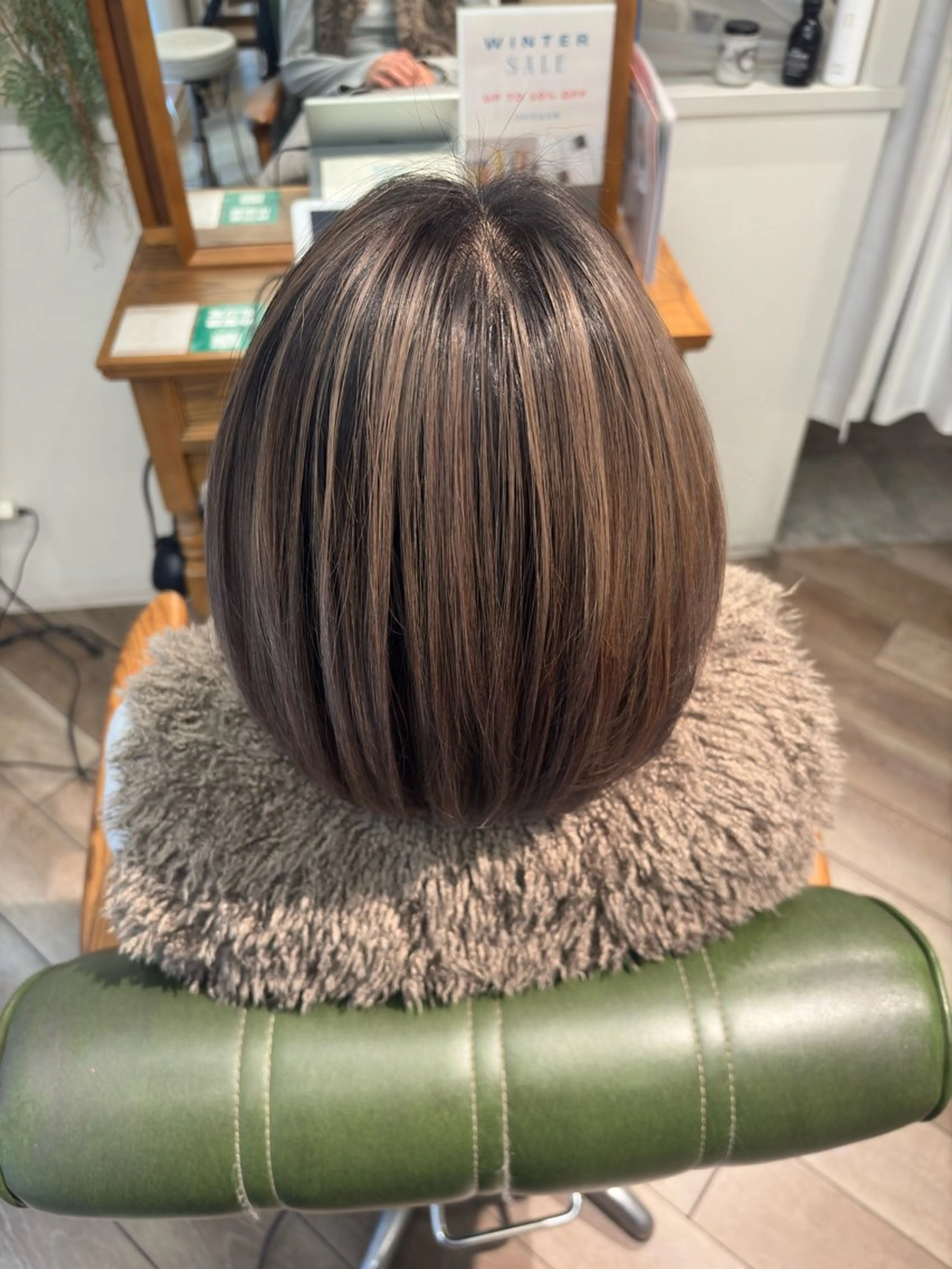 ミディアム ヘアカラー 鮫島海斗☆レイヤー☆ ケアブリーチのヘアスタイル