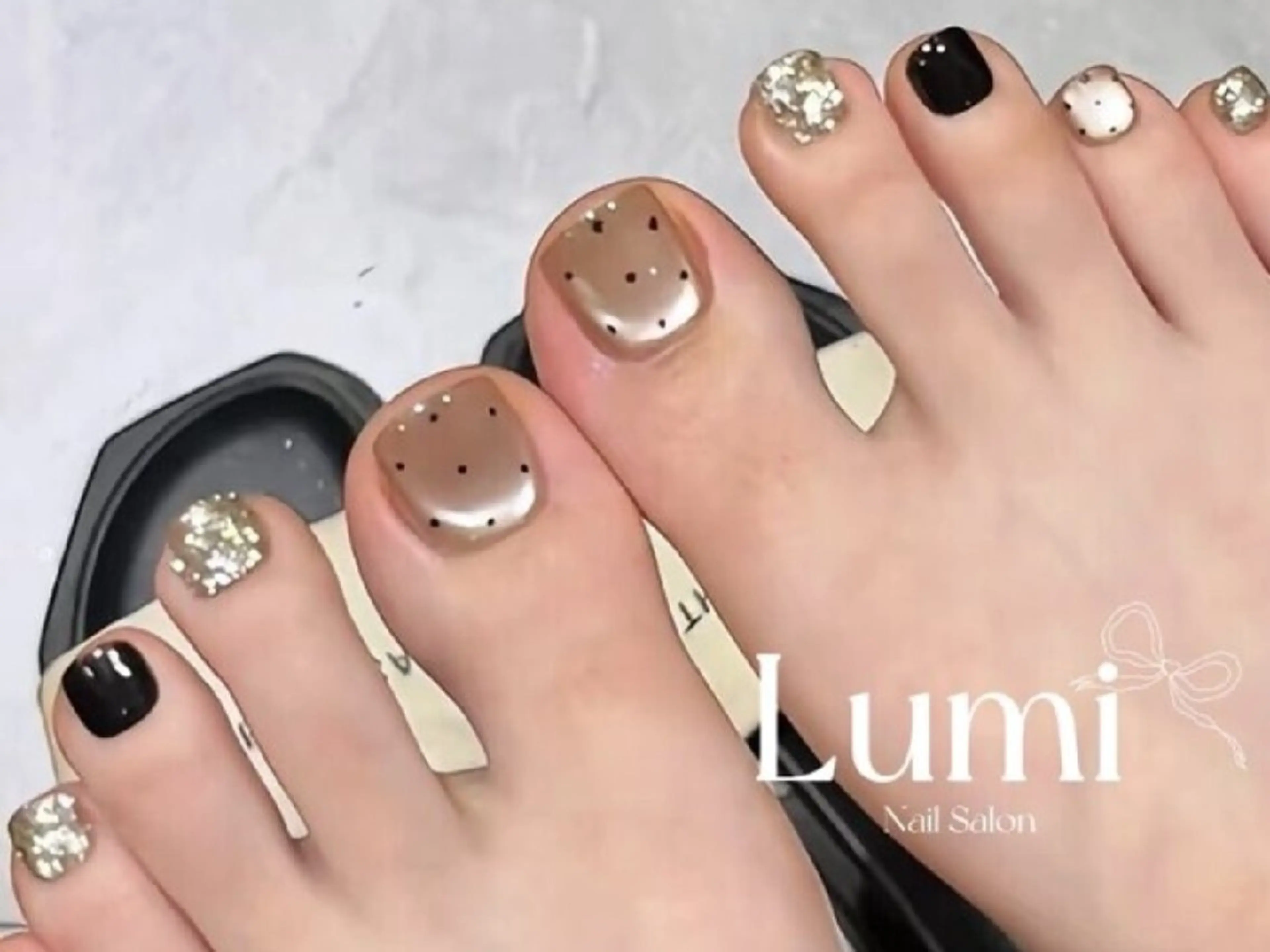 ネイル 🌻🌸🌻ひま わり🌻🌸🌻のネイルデザイン